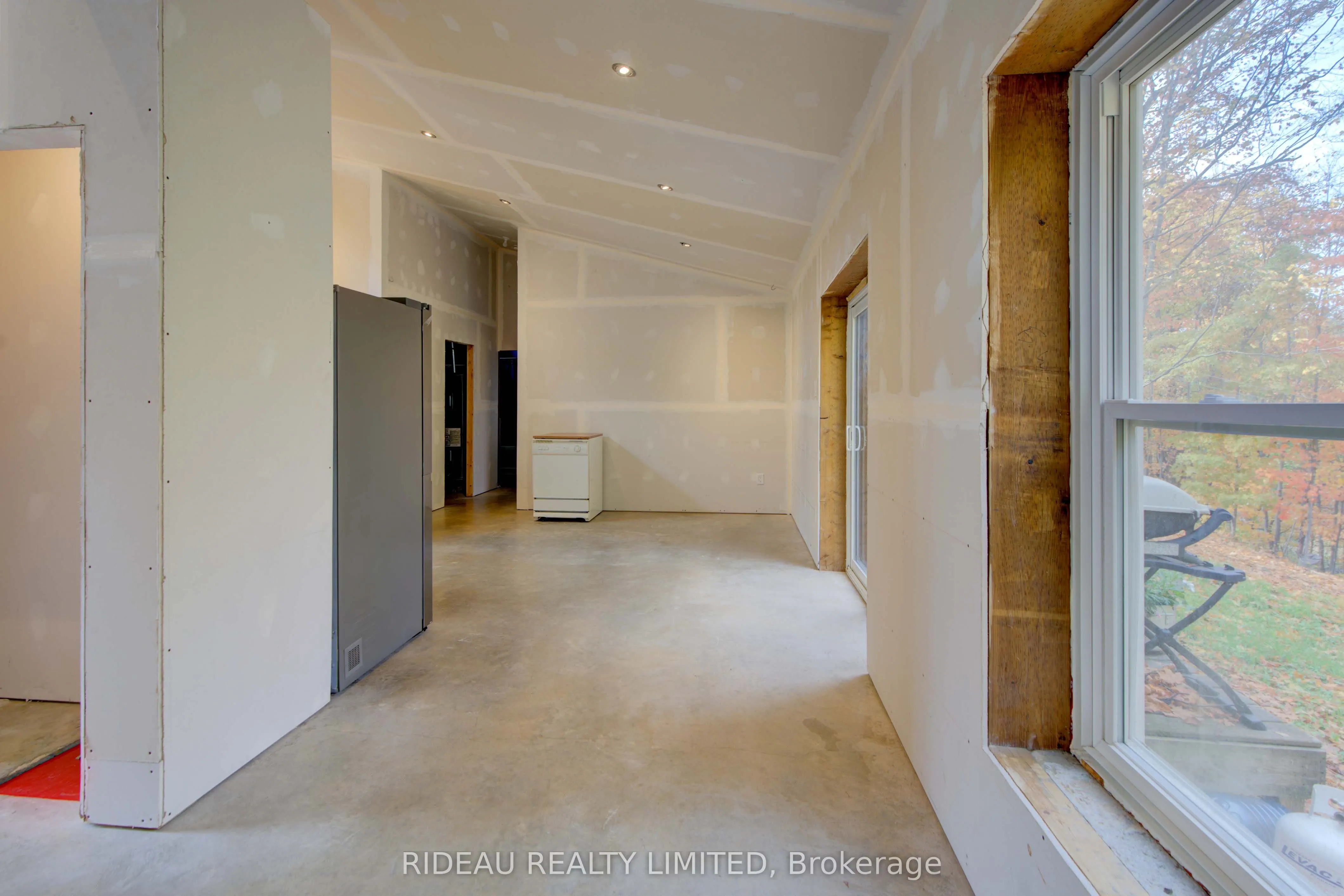 24 Briar Hill Road