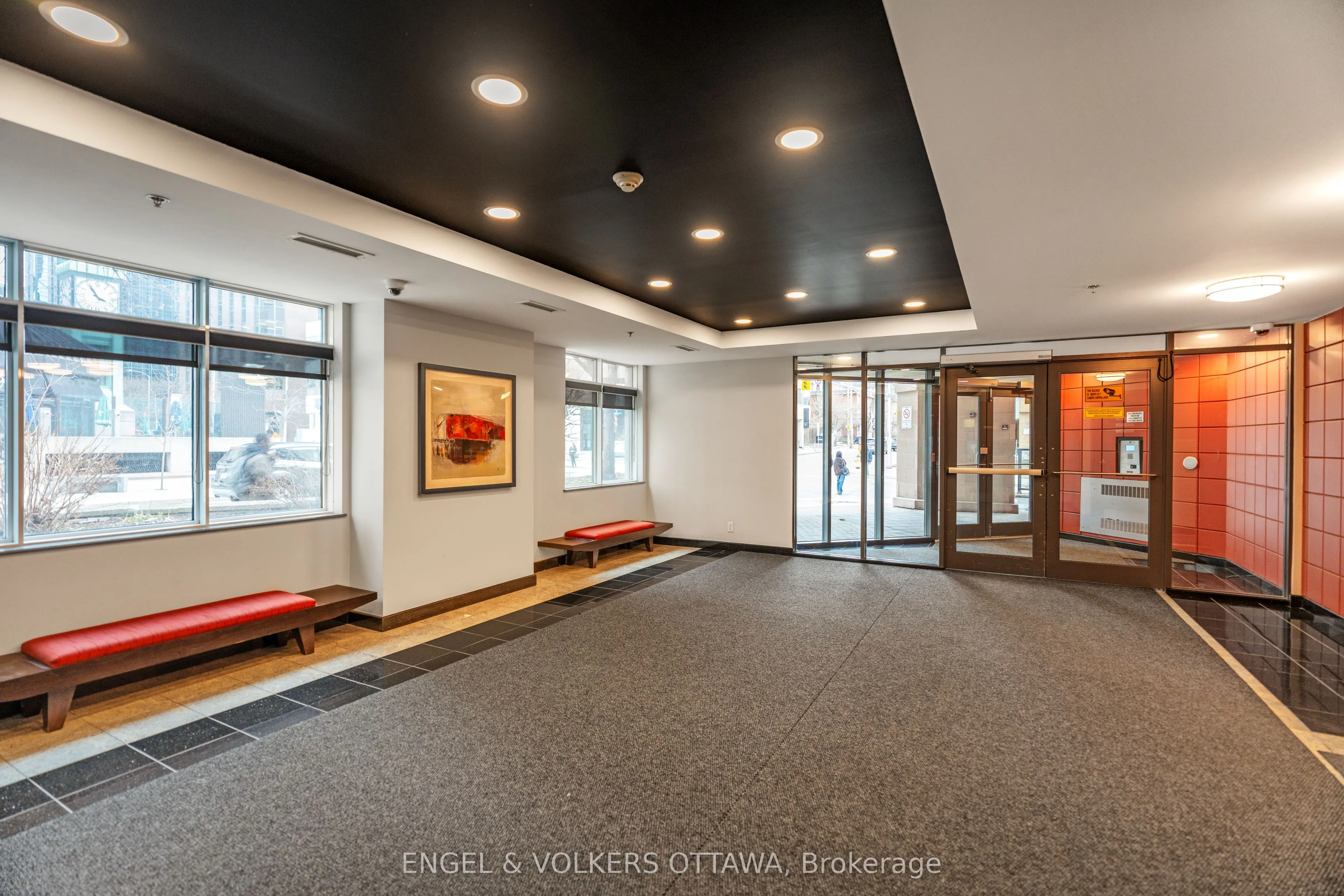 445 Laurier Avenue W, #1403