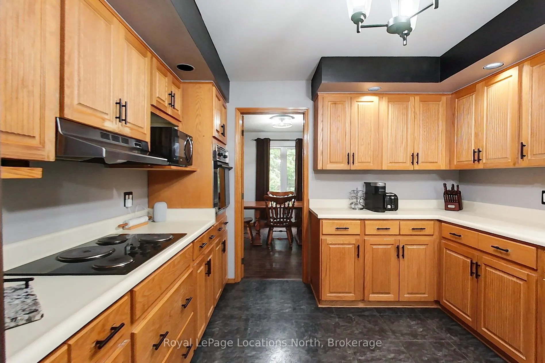 137794 Grey Rd 12 Road S