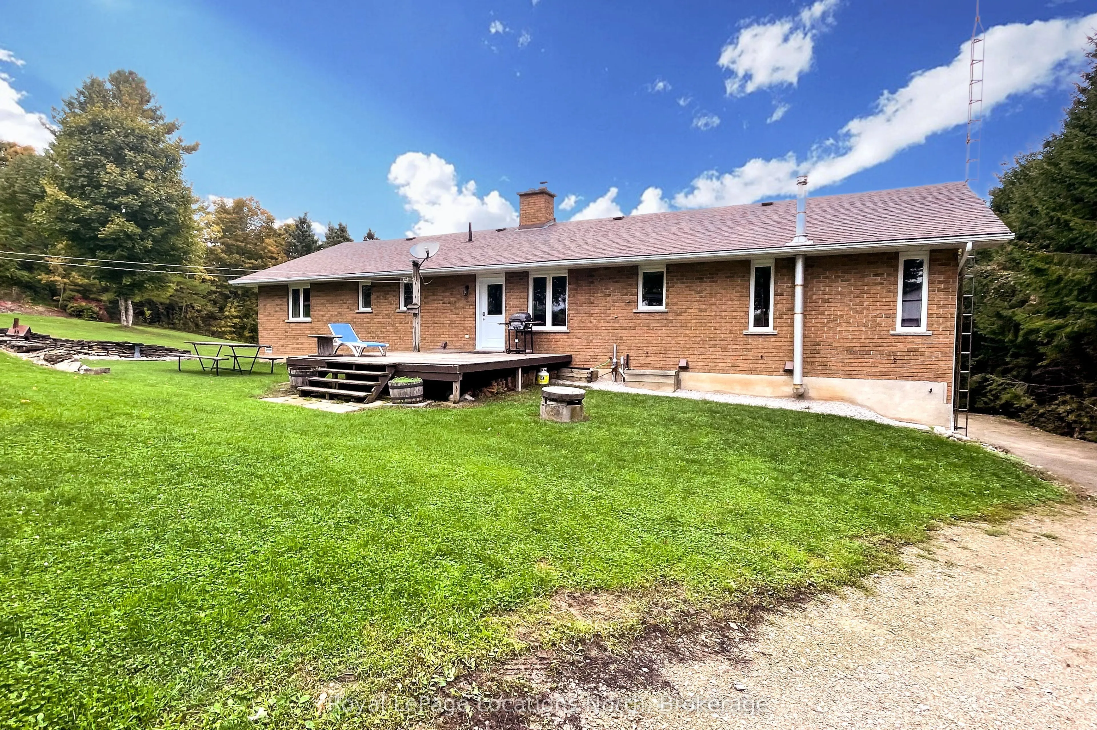 137794 Grey Rd 12 Road S