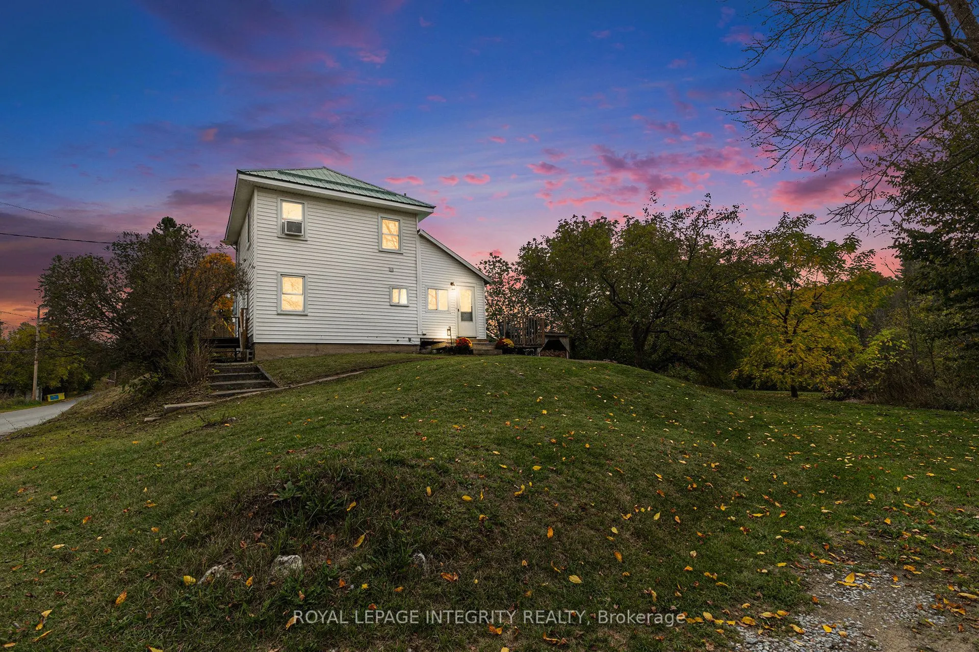 1081 Elm Tree Road