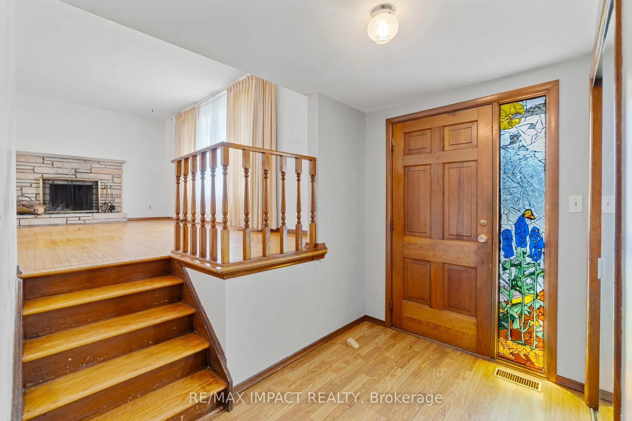 744 Spragge Crescent