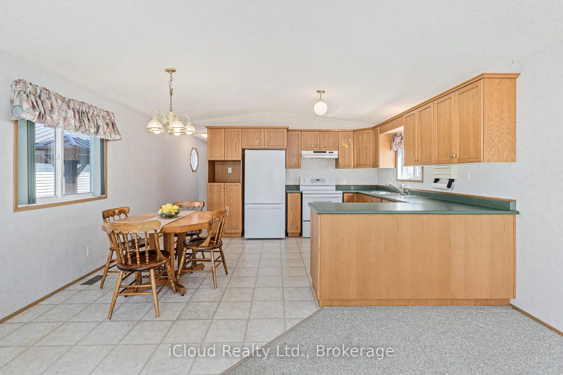 2 Trillium Beach Drive