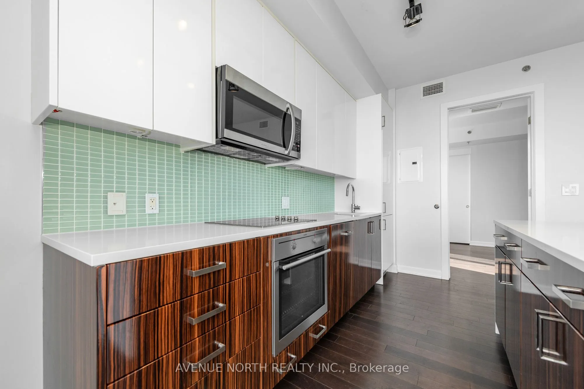 300 Lisgar Street, #1109