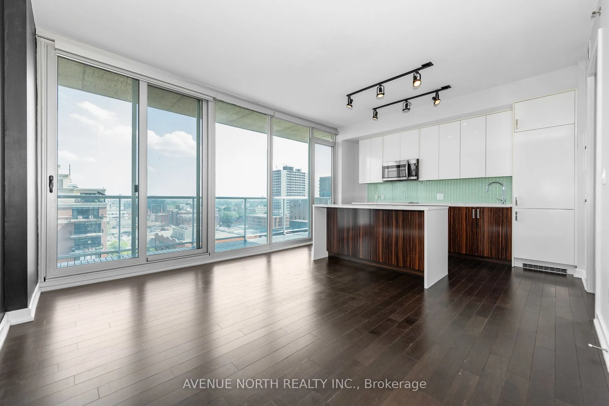 300 Lisgar Street, #1109