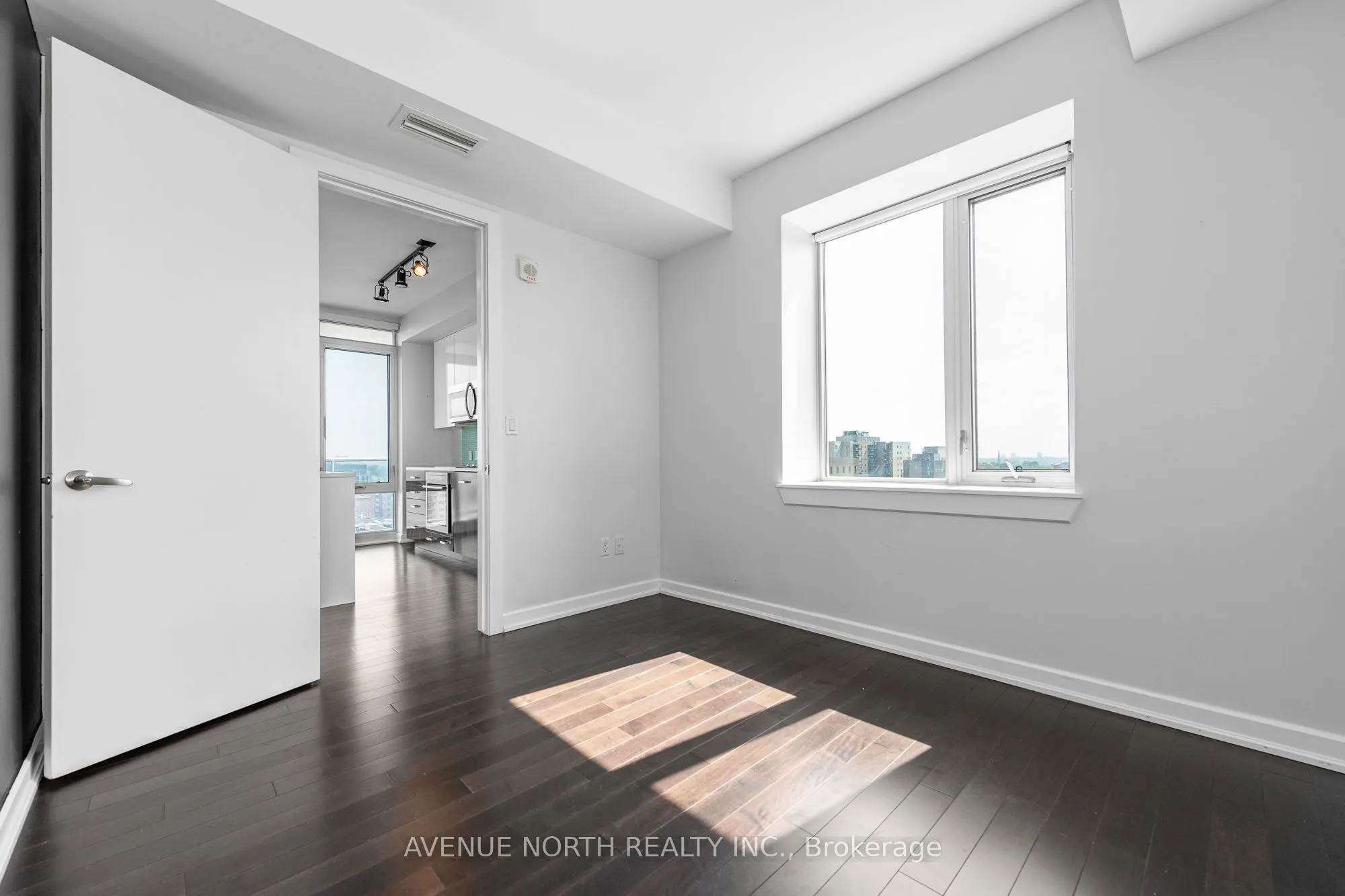 300 Lisgar Street, #1109