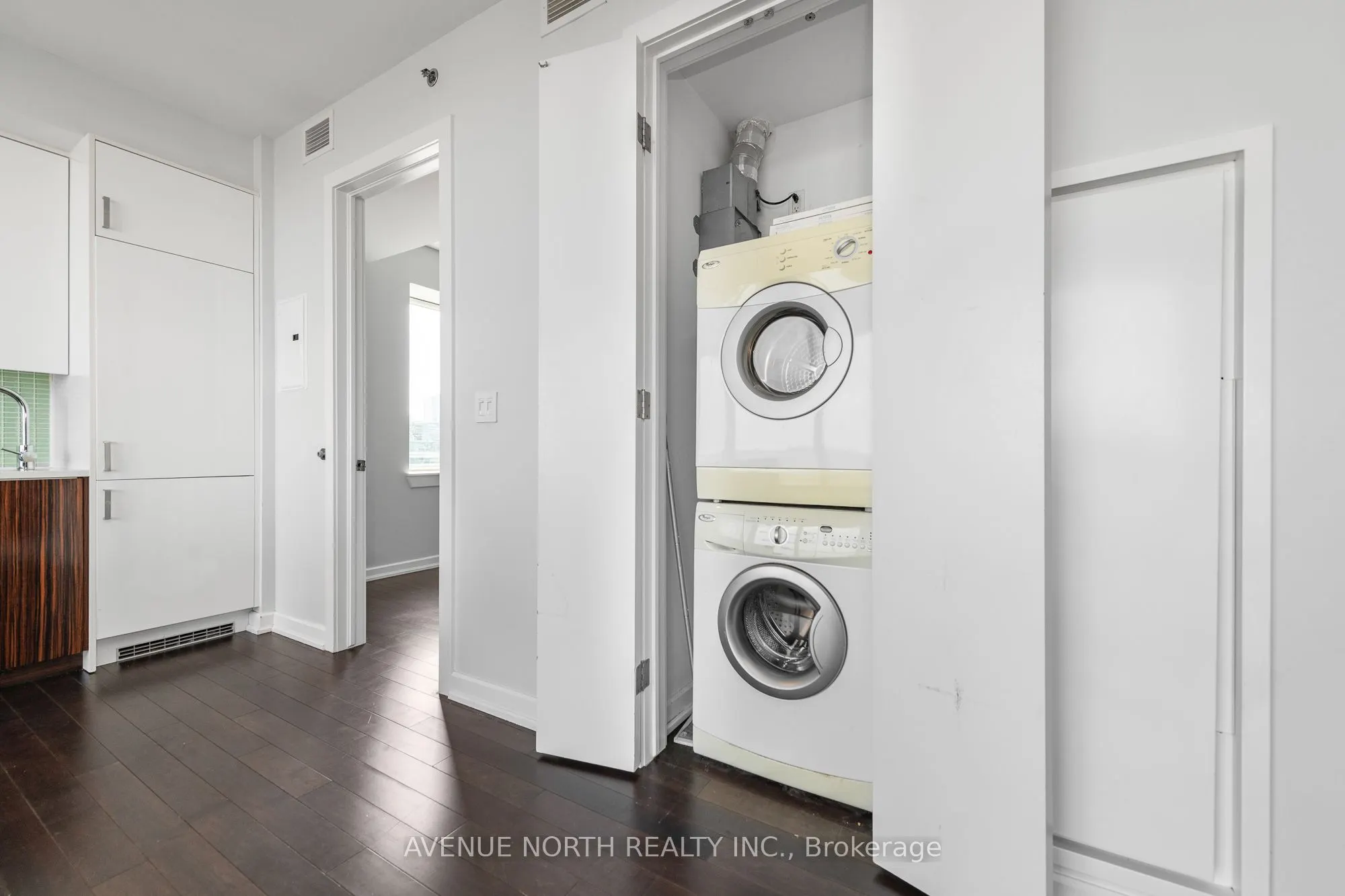 300 Lisgar Street, #1109