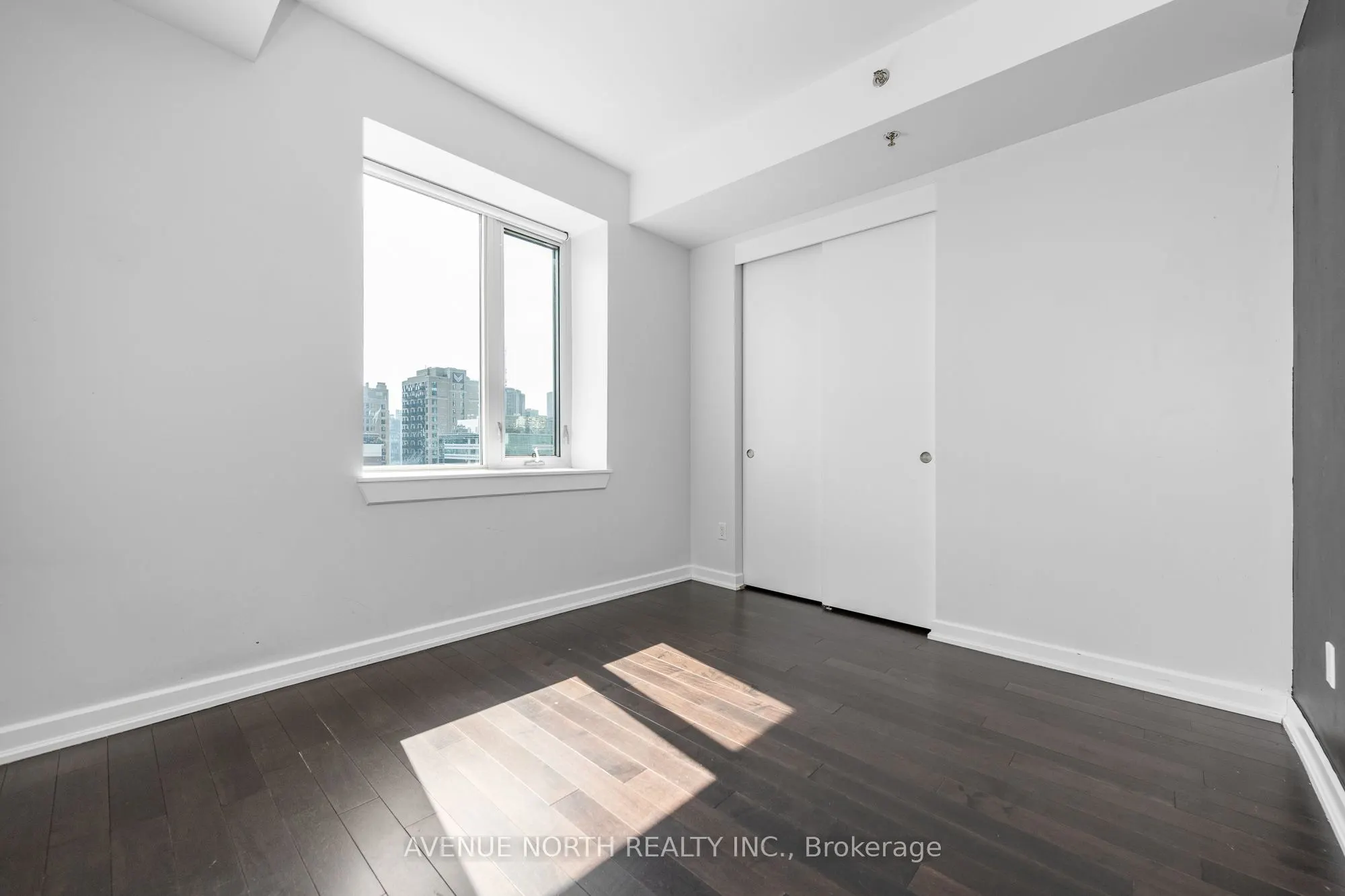 300 Lisgar Street, #1109
