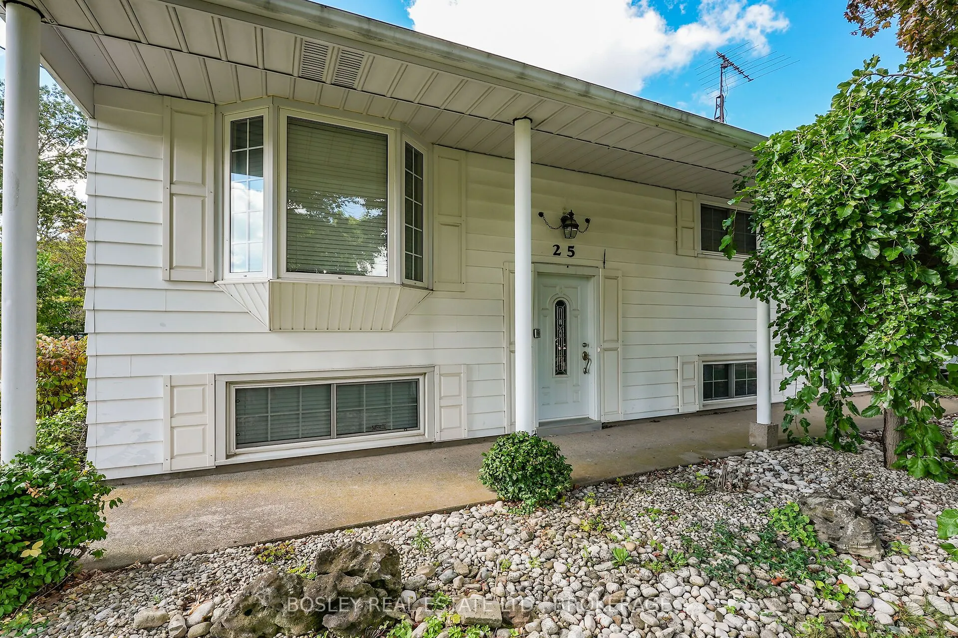 25 Lawrence Drive