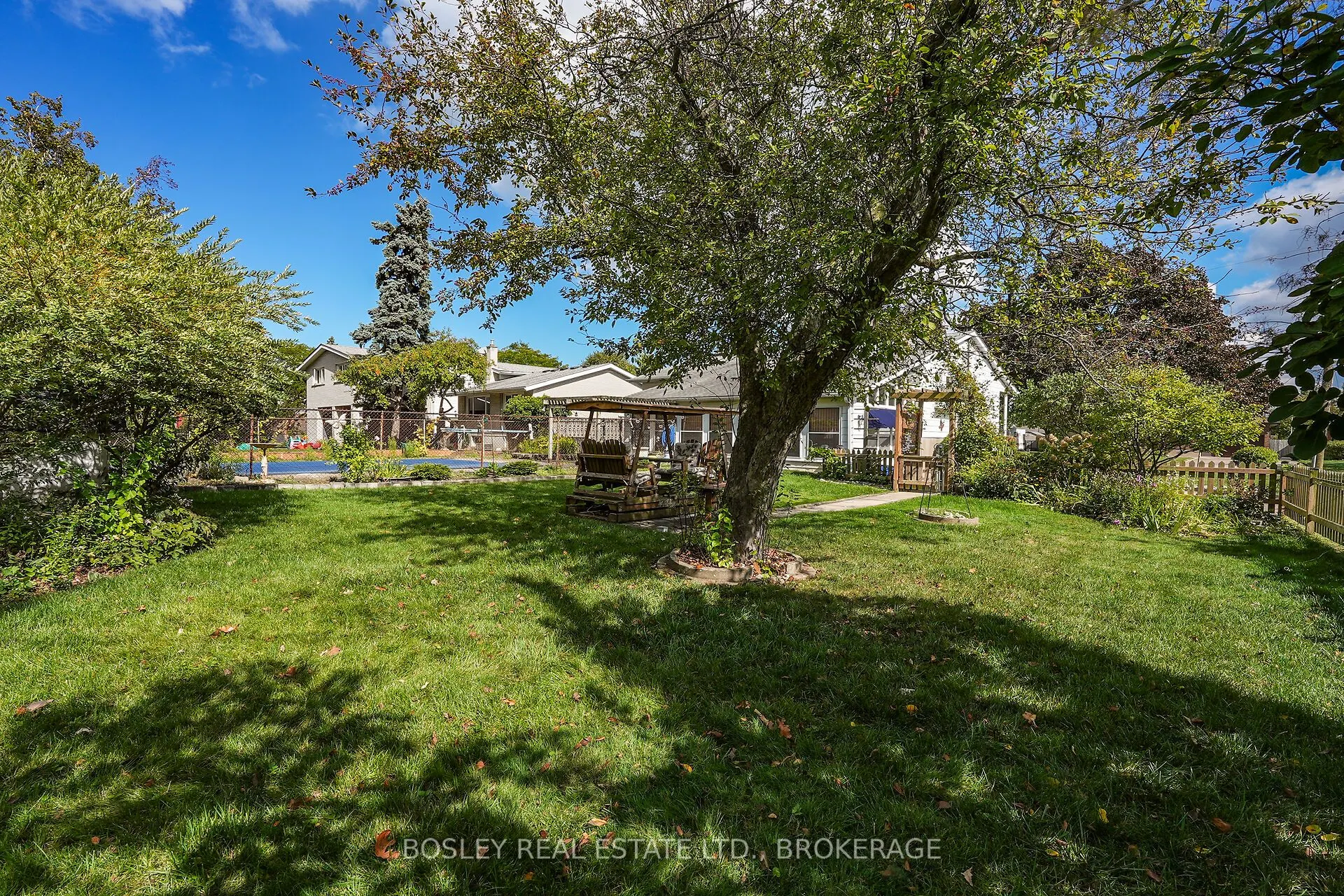 25 Lawrence Drive