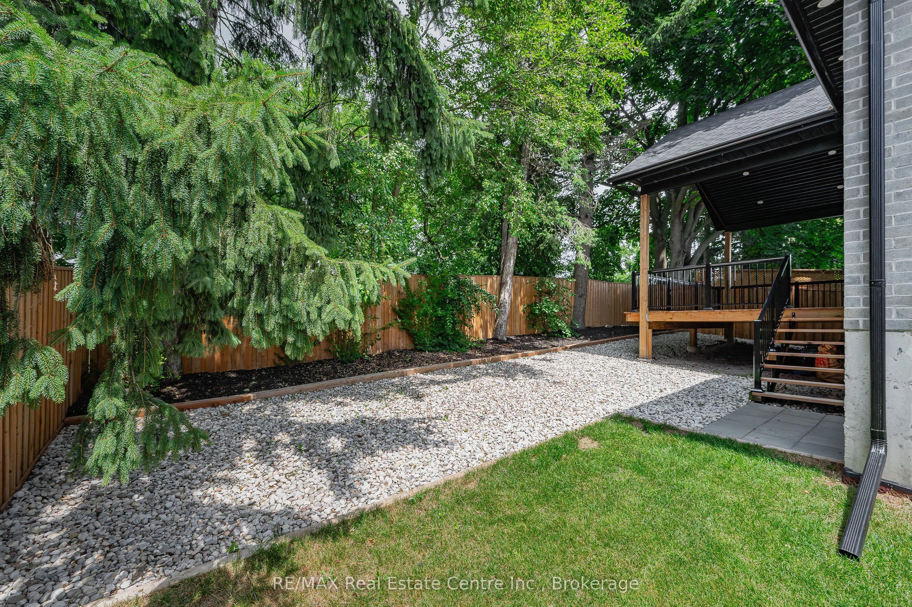 276 Mausser Avenue