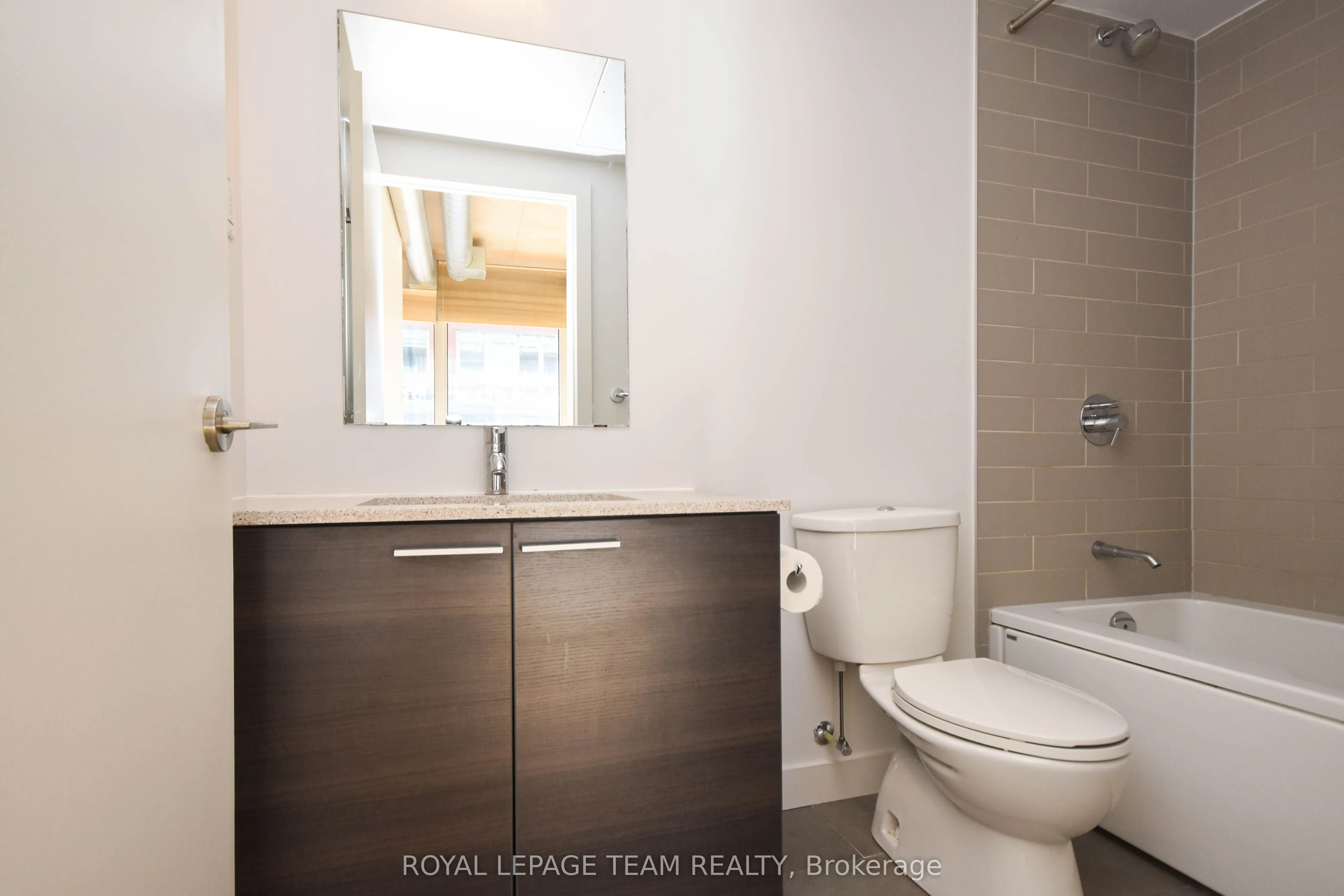 349 Mcleod Street, #522