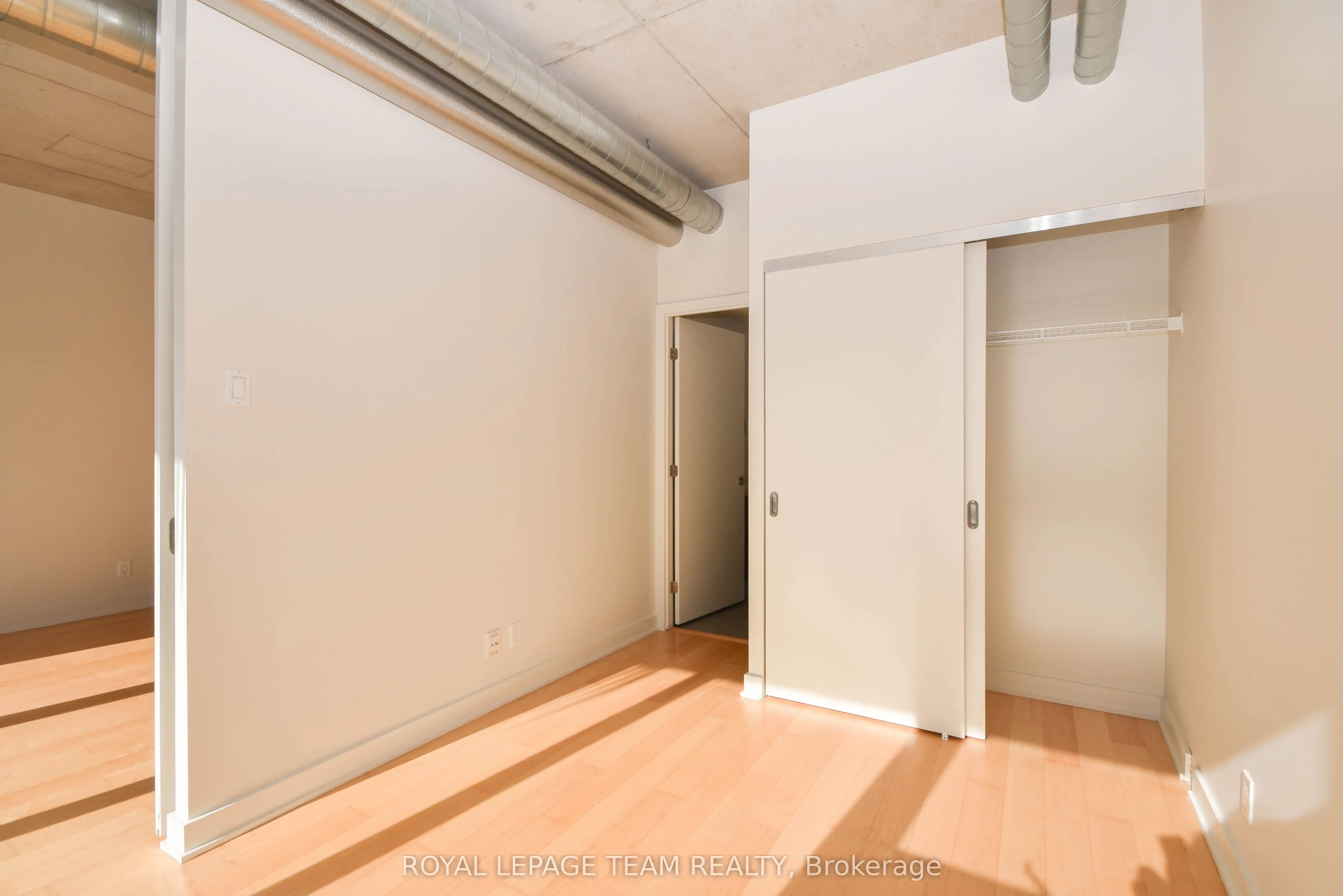 349 Mcleod Street, #522
