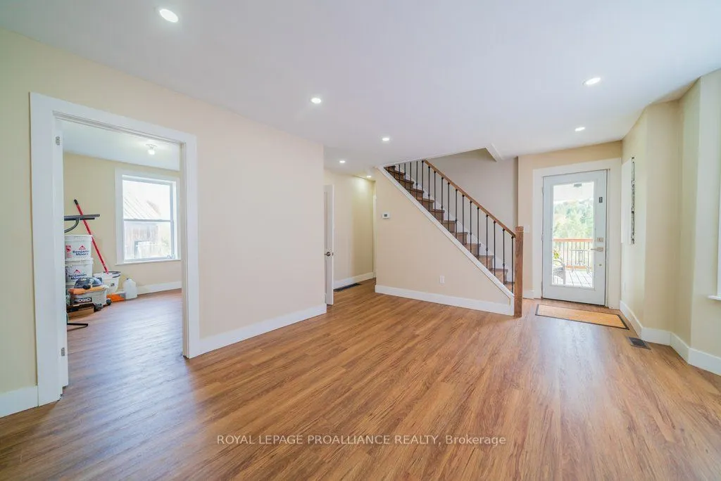 5948 Ardoch Road