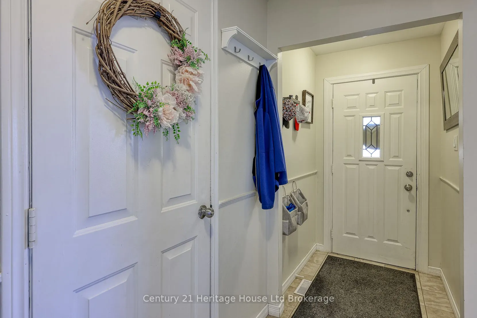 9 Edmunds Crescent