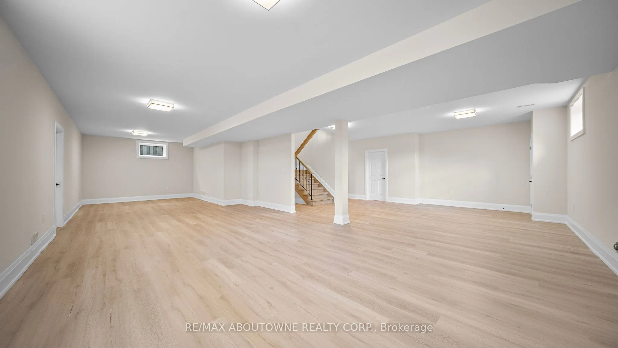 1 West Avenue