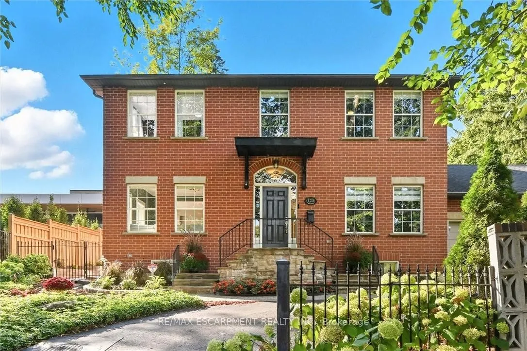120 Amelia Street