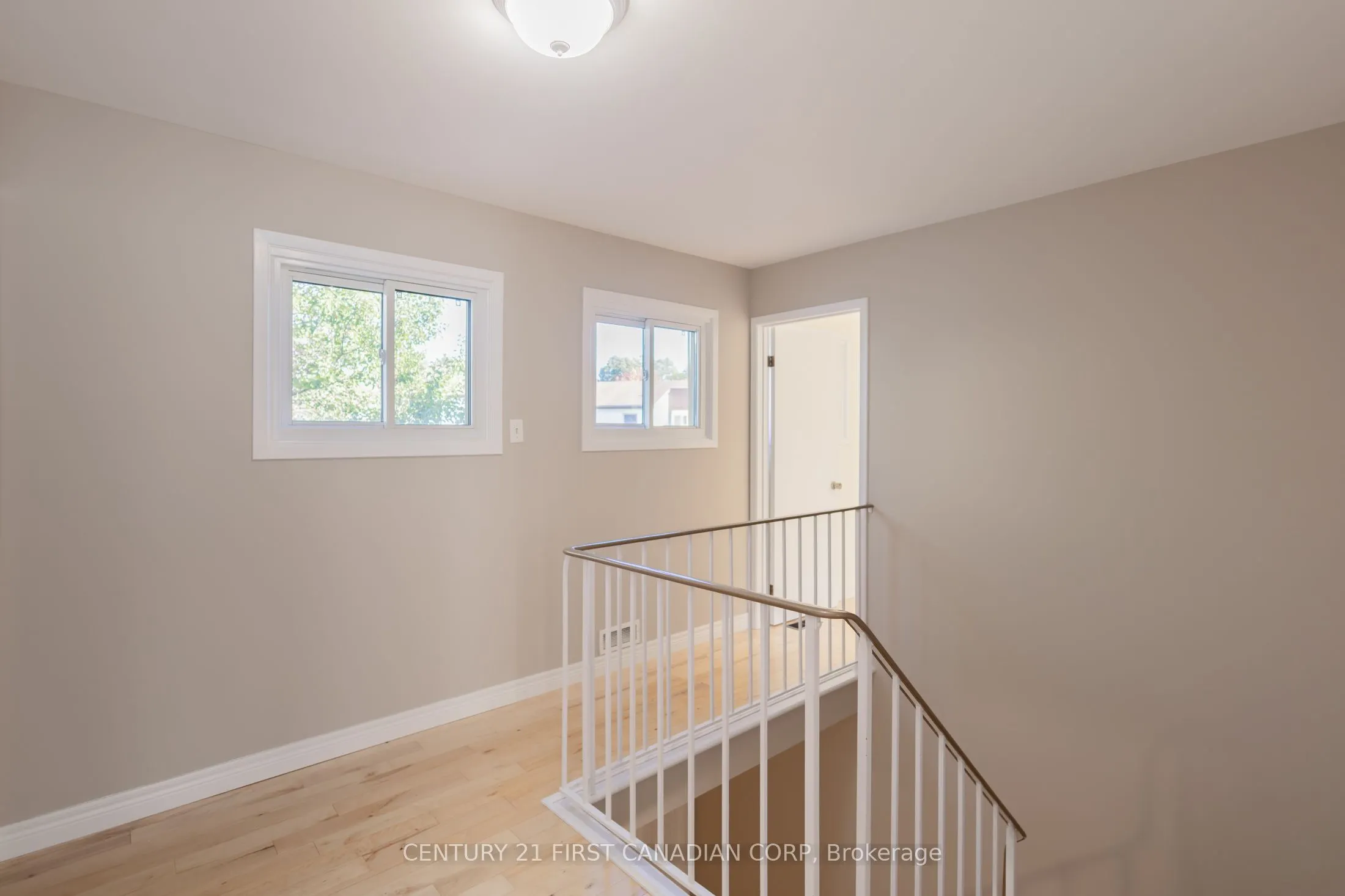 770 Fanshawe Park Road E, #20