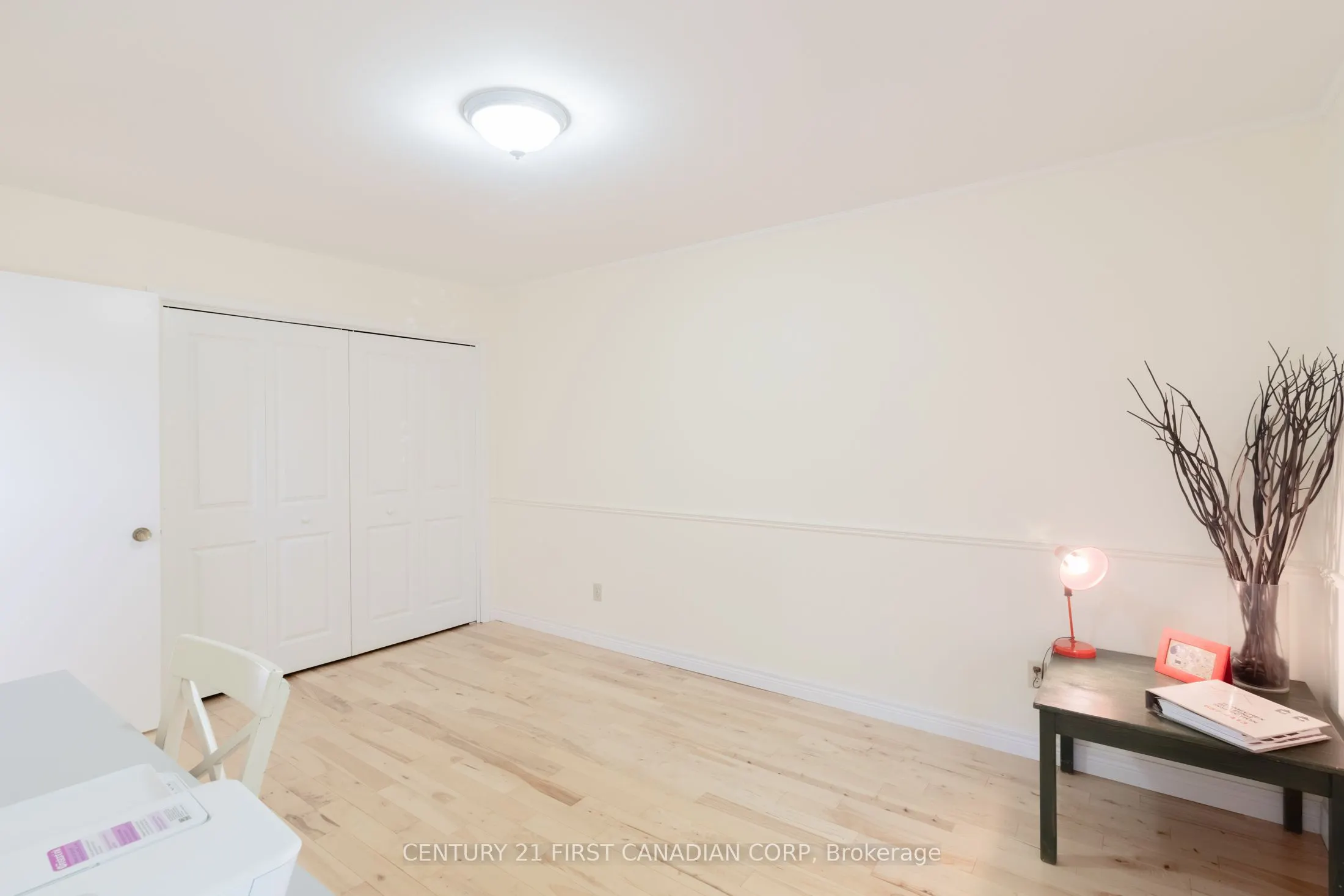 770 Fanshawe Park Road E, #20