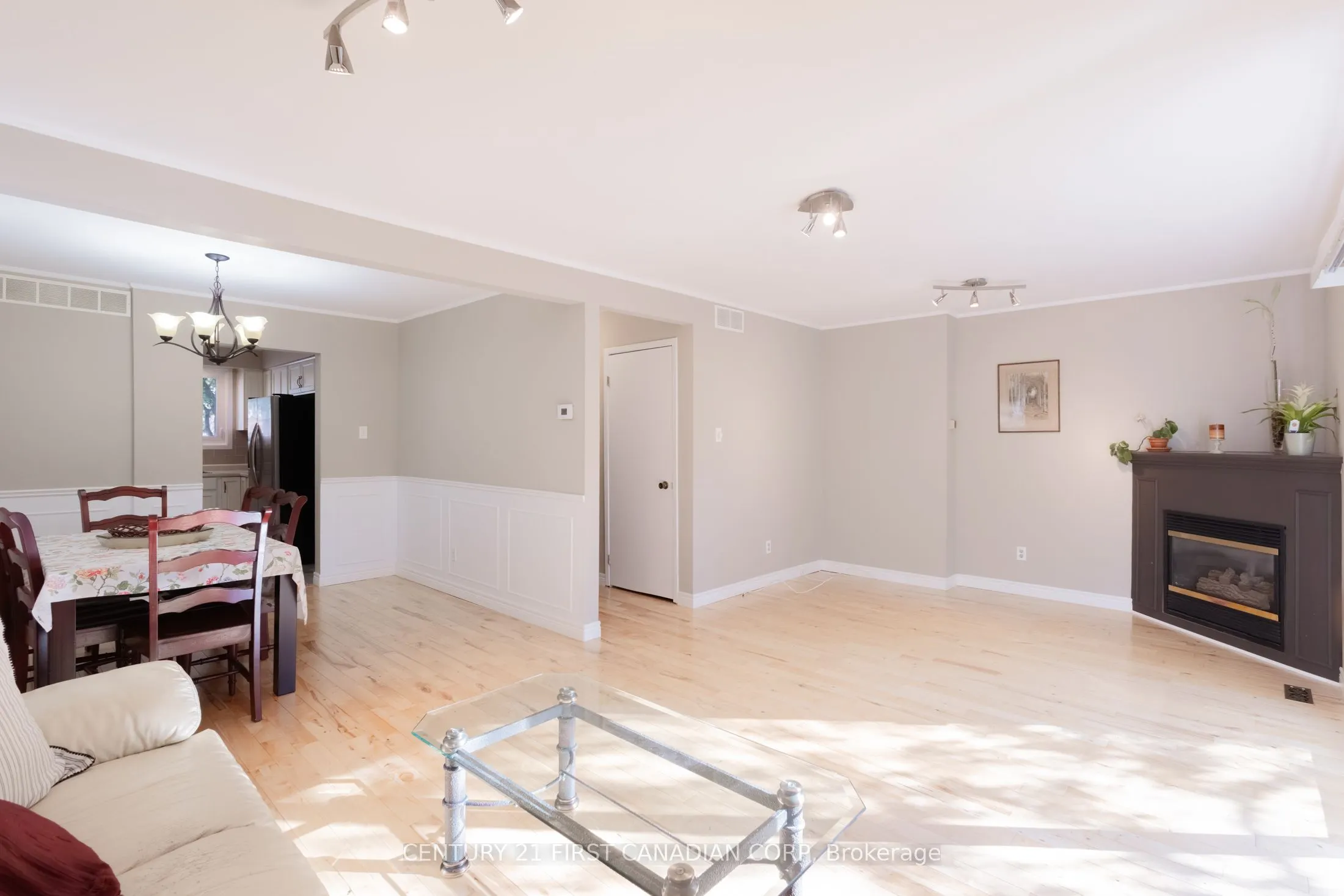 770 Fanshawe Park Road E, #20