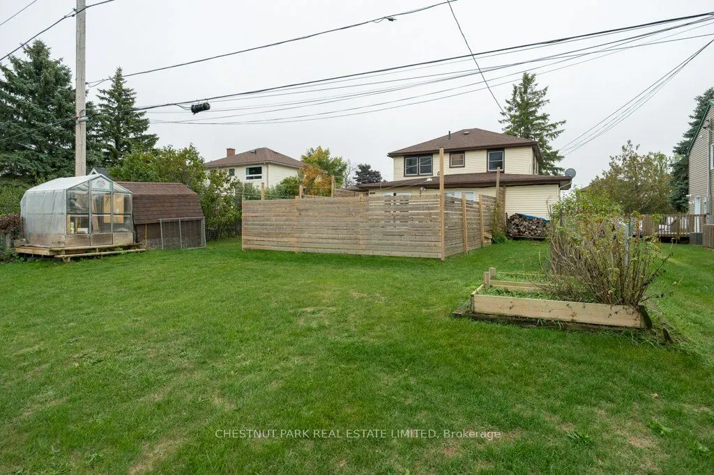 6 London Avenue
