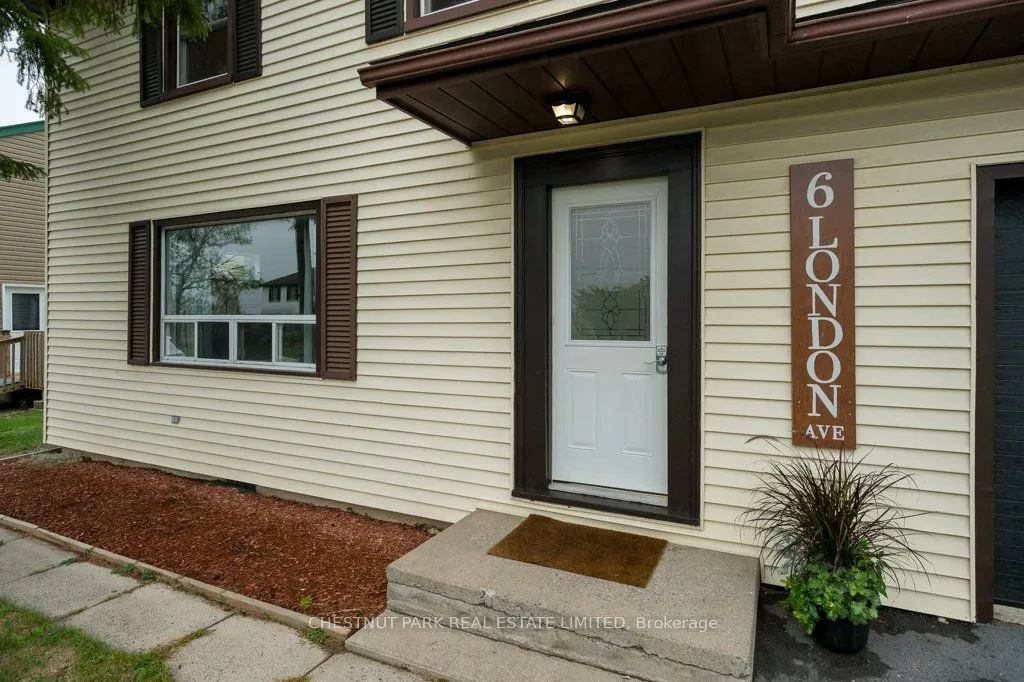 6 London Avenue