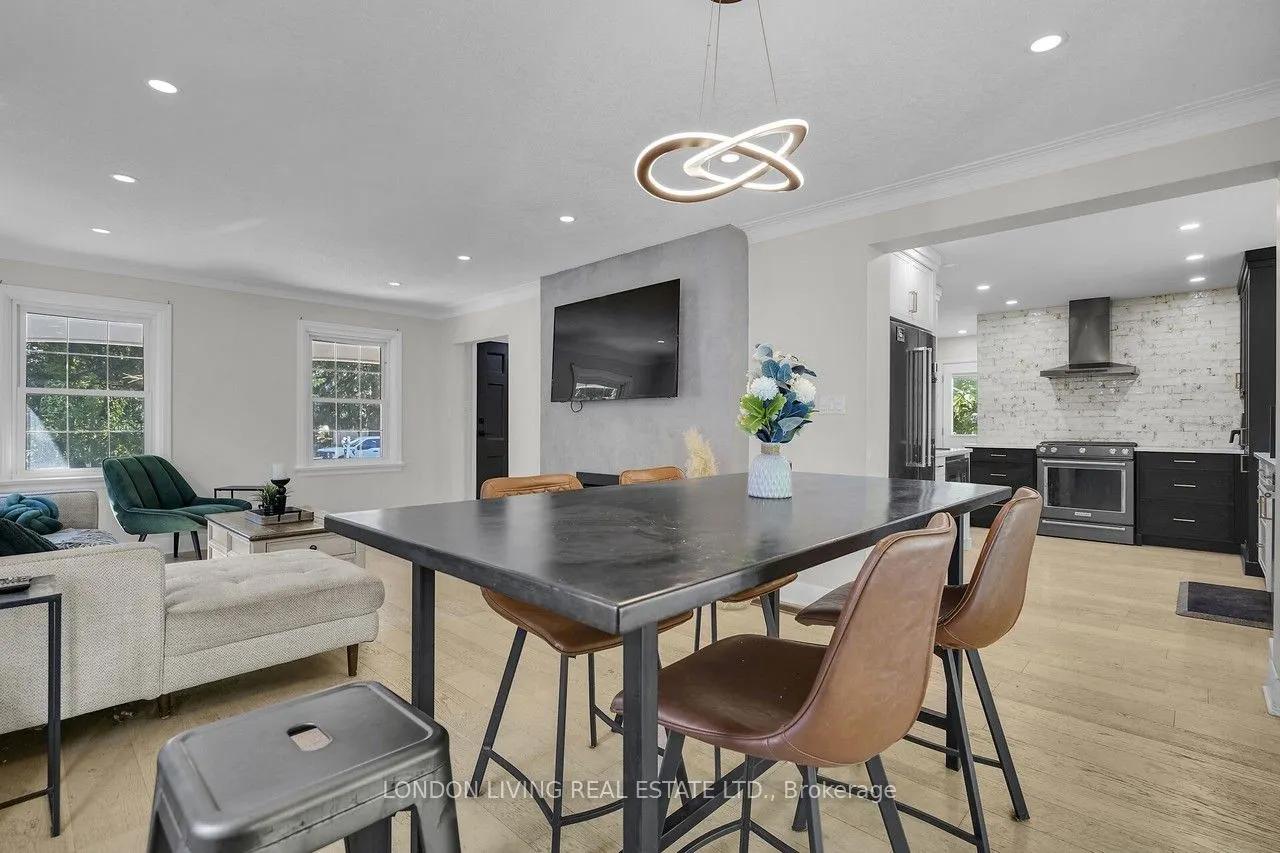 396 Wortley Road