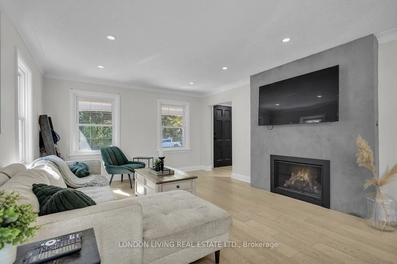 396 Wortley Road