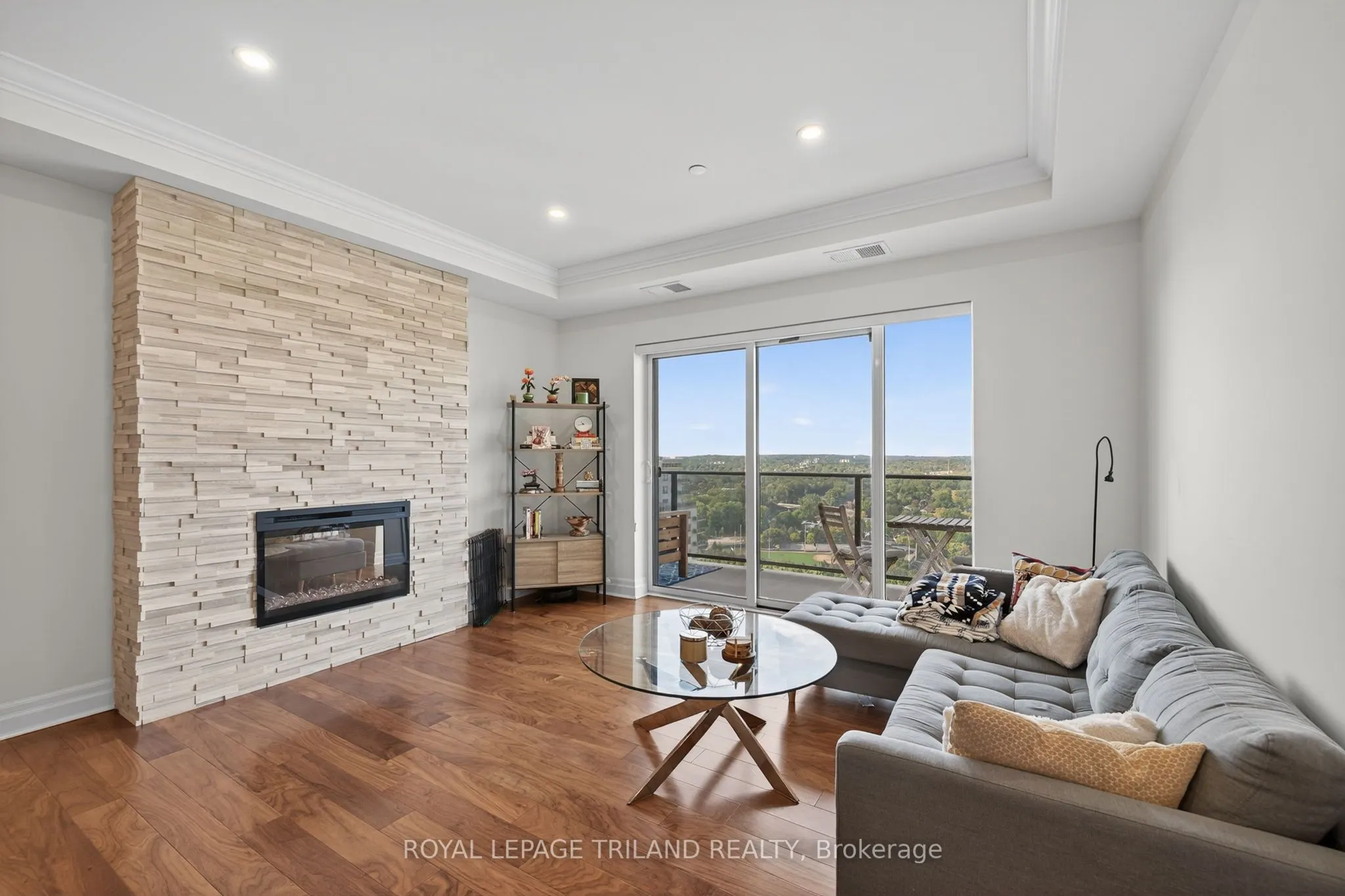 505 TALBOT Street, #2308