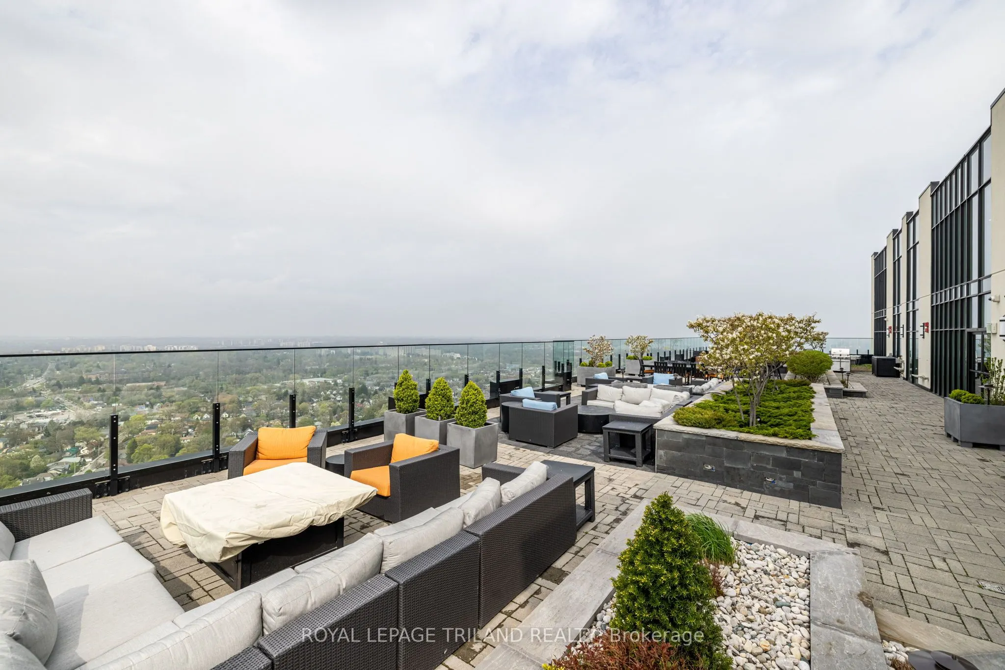 505 TALBOT Street, #2308