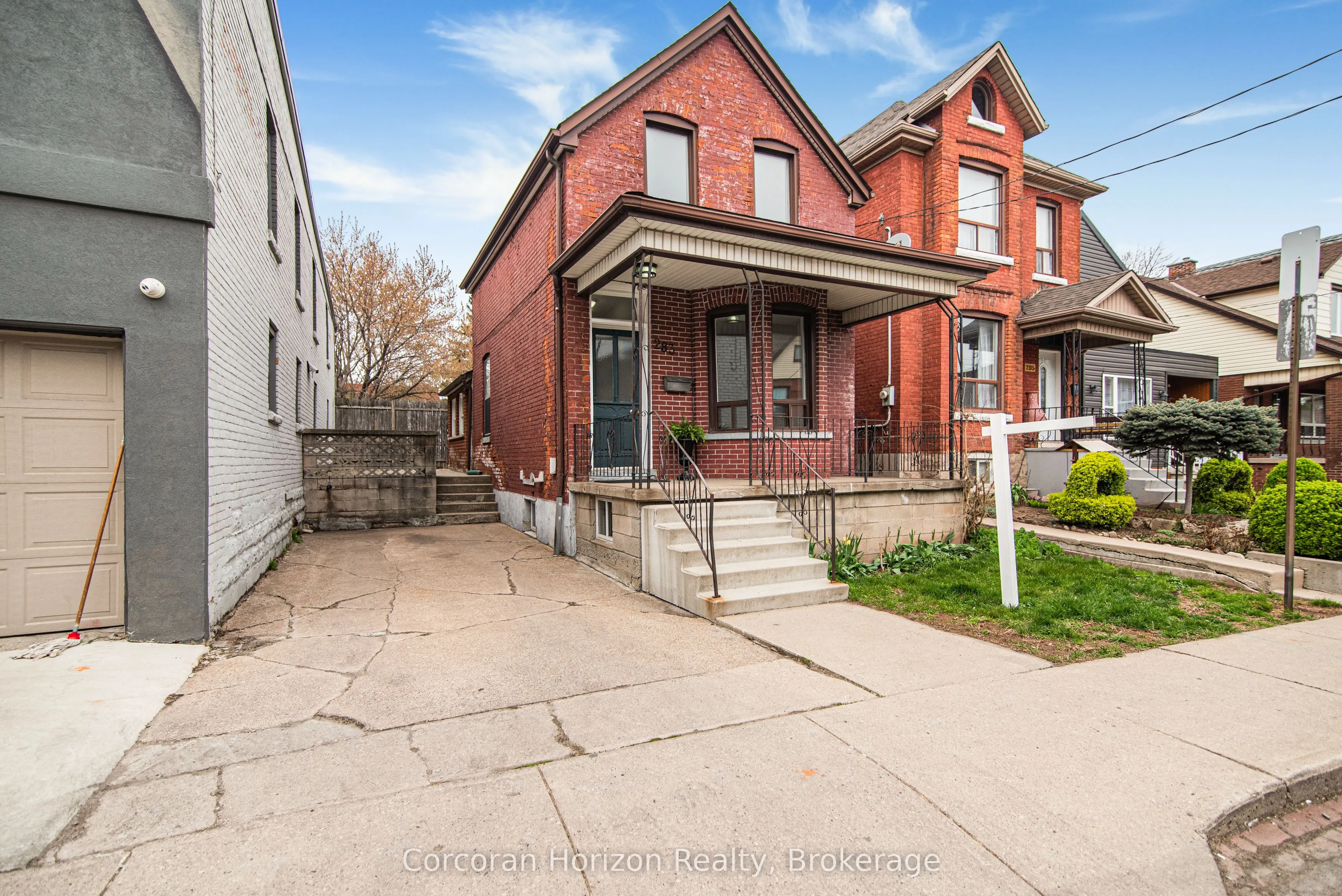 283 Emerald Street N