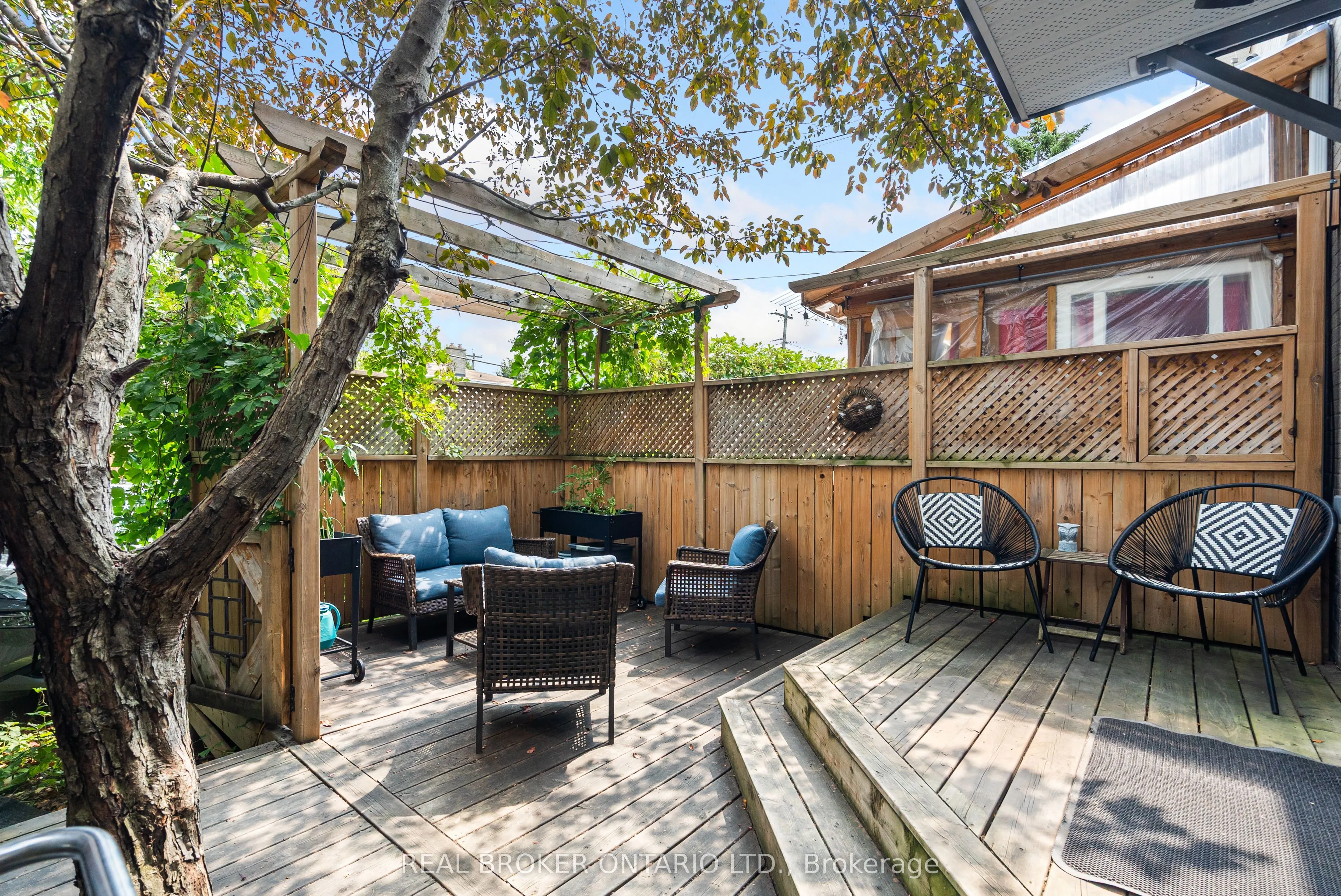 1003 Silver Street