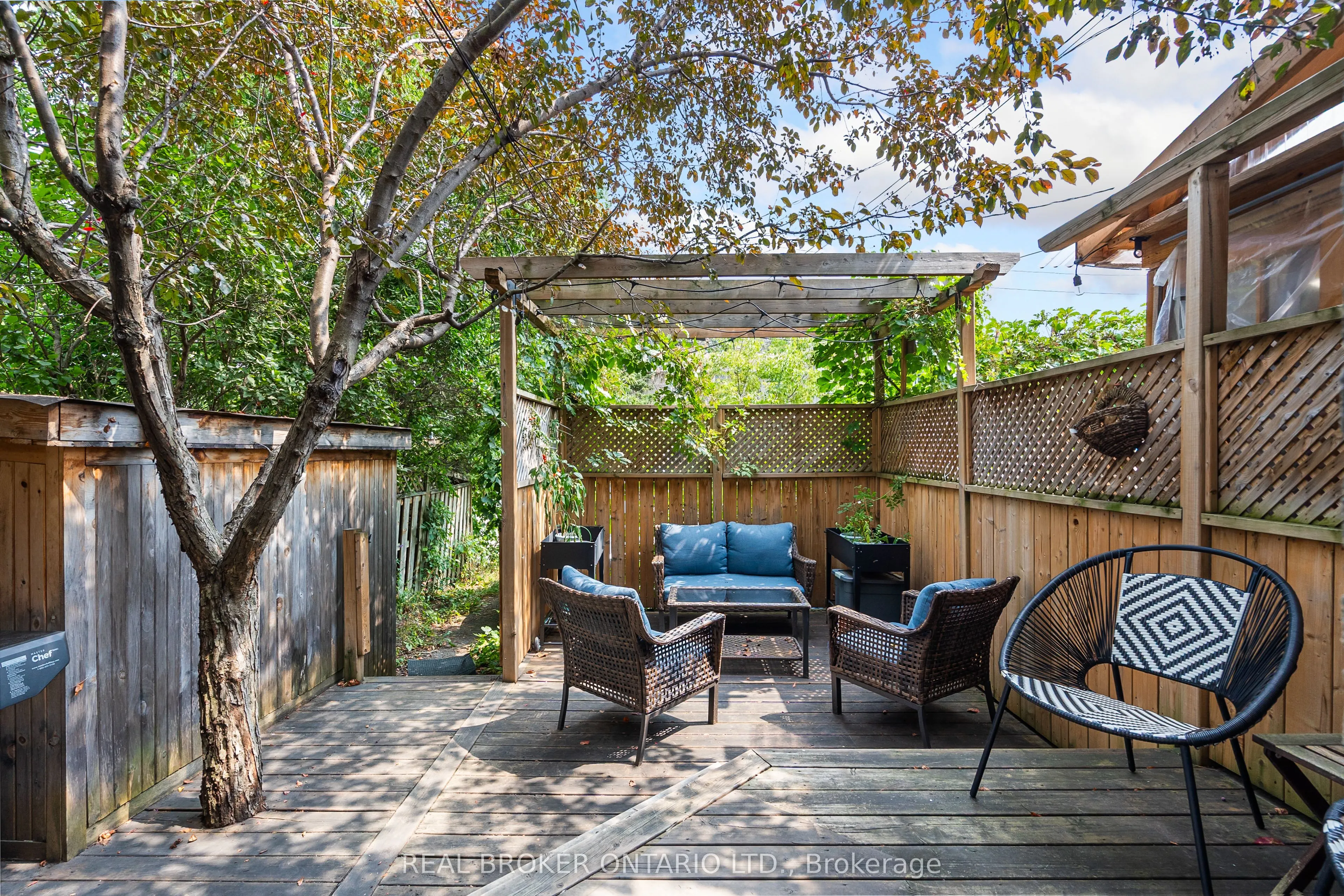 1003 Silver Street