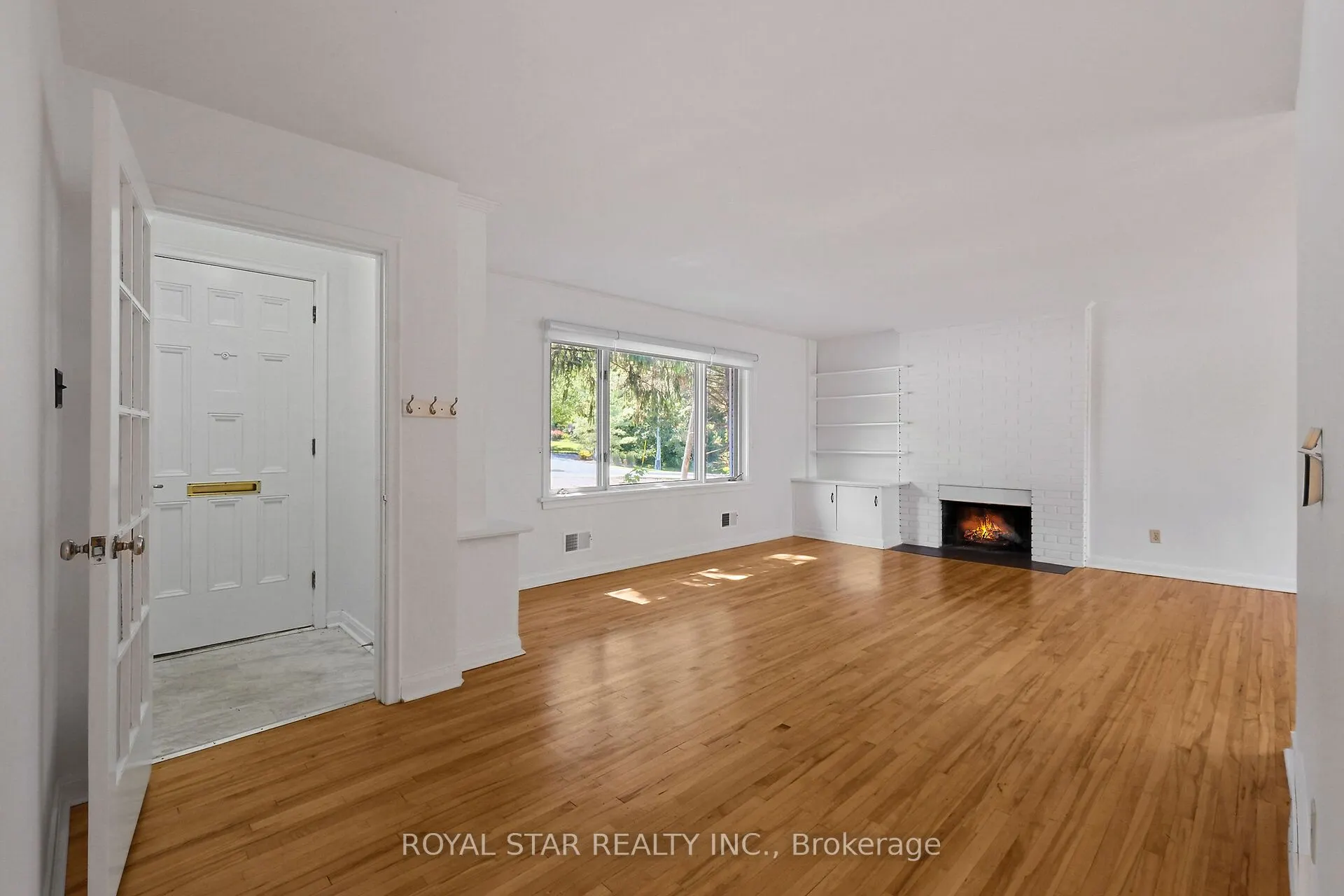 10 Delong Drive