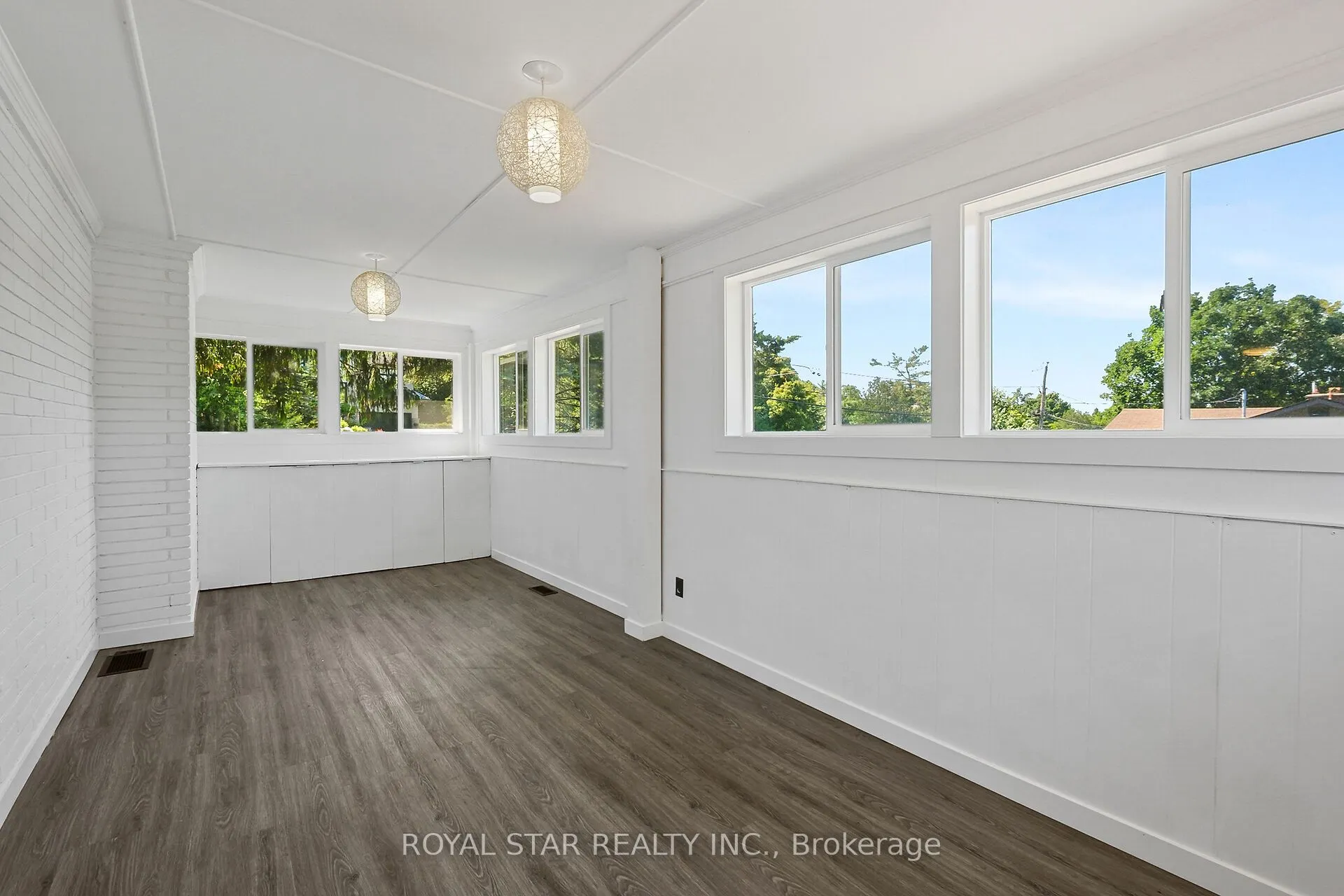 10 Delong Drive