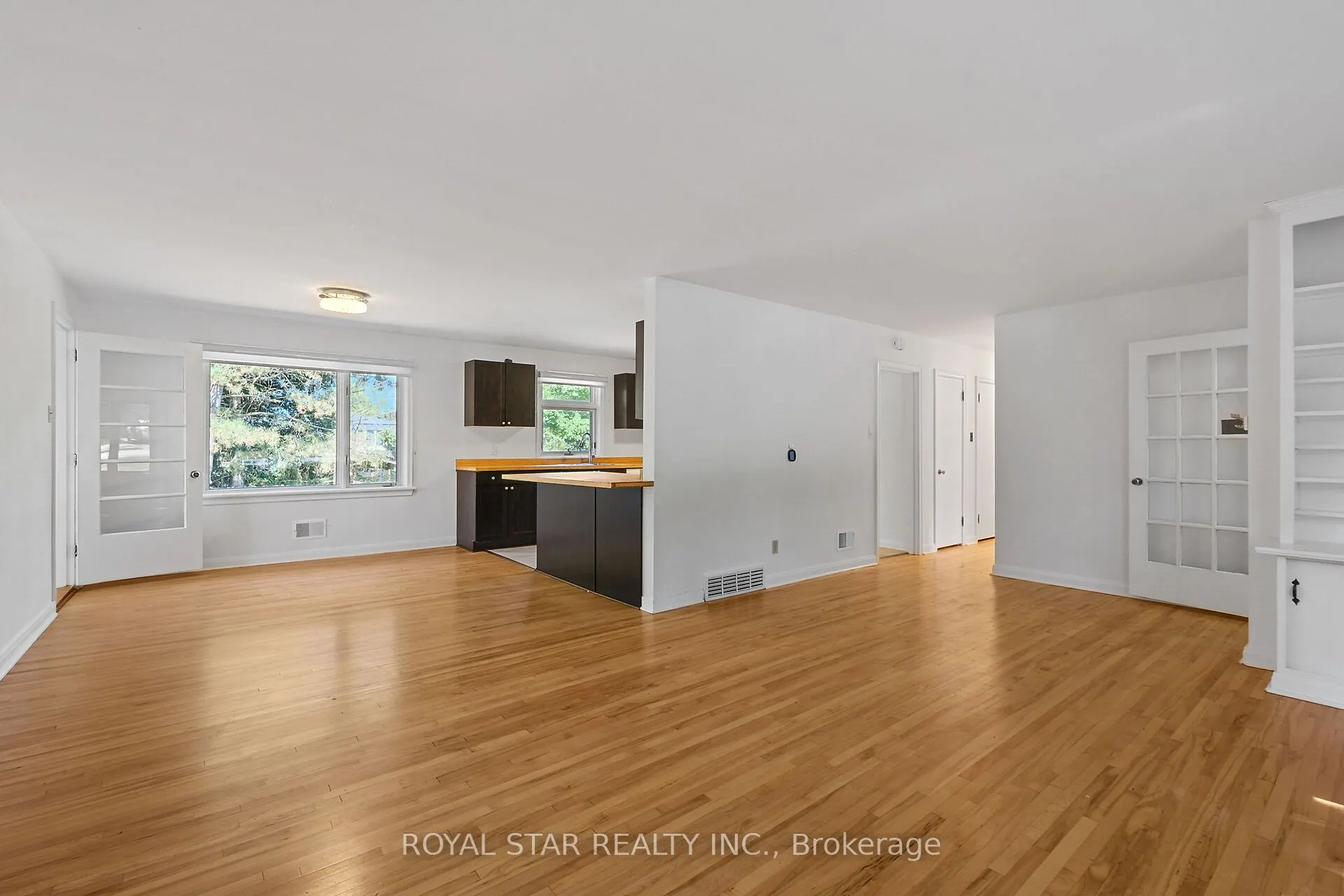 10 Delong Drive