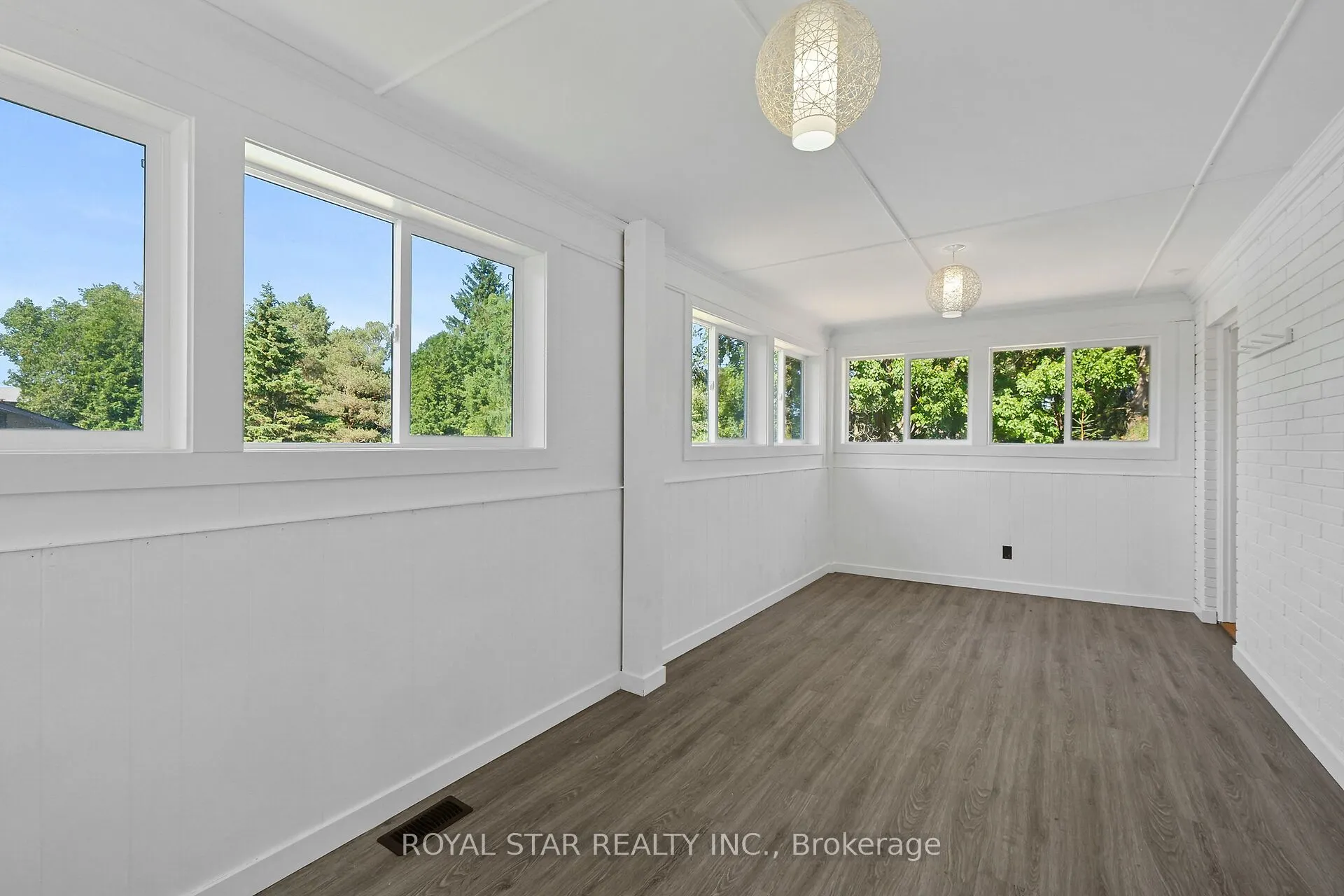 10 Delong Drive