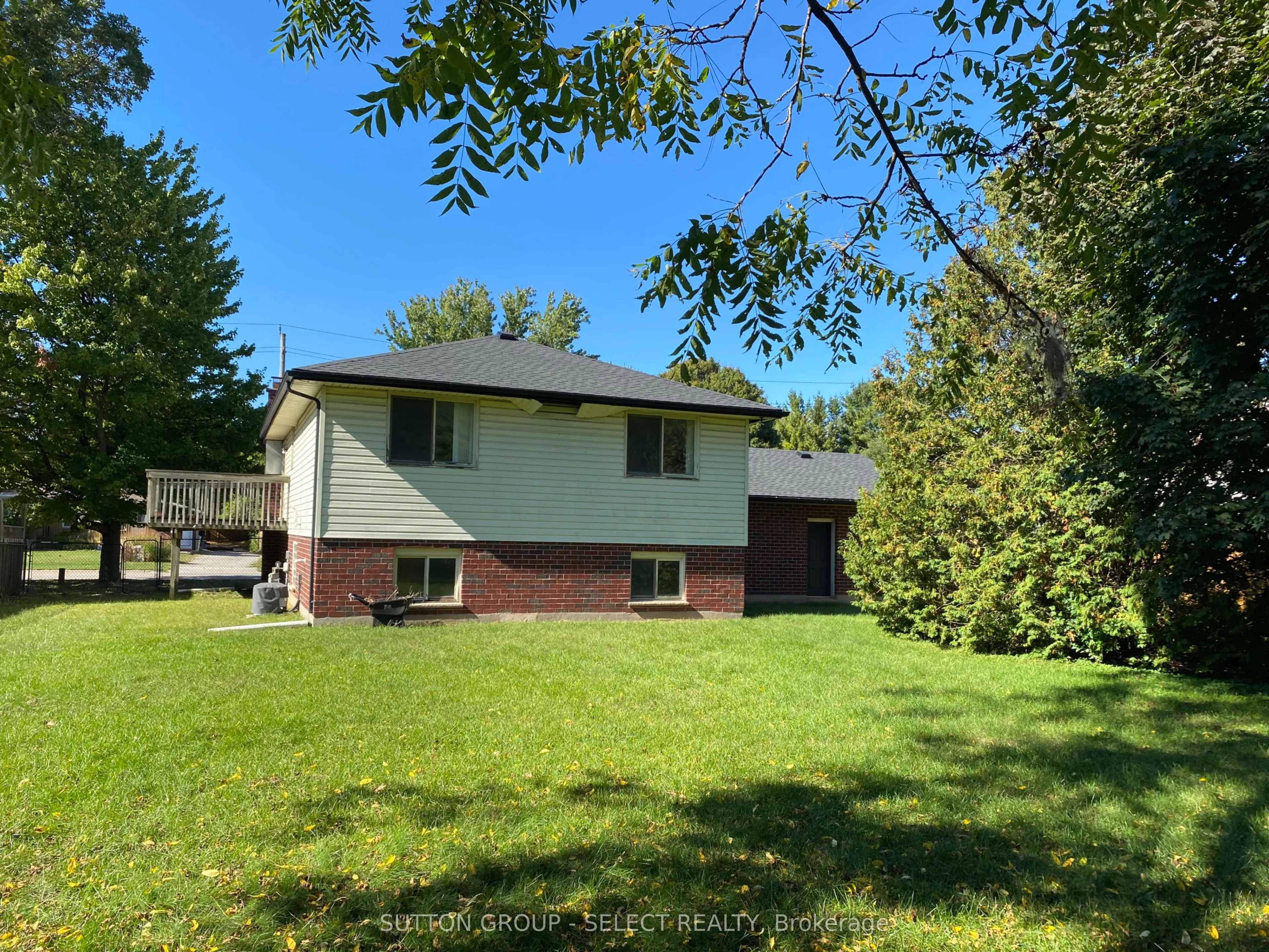 8579 Glendon Drive