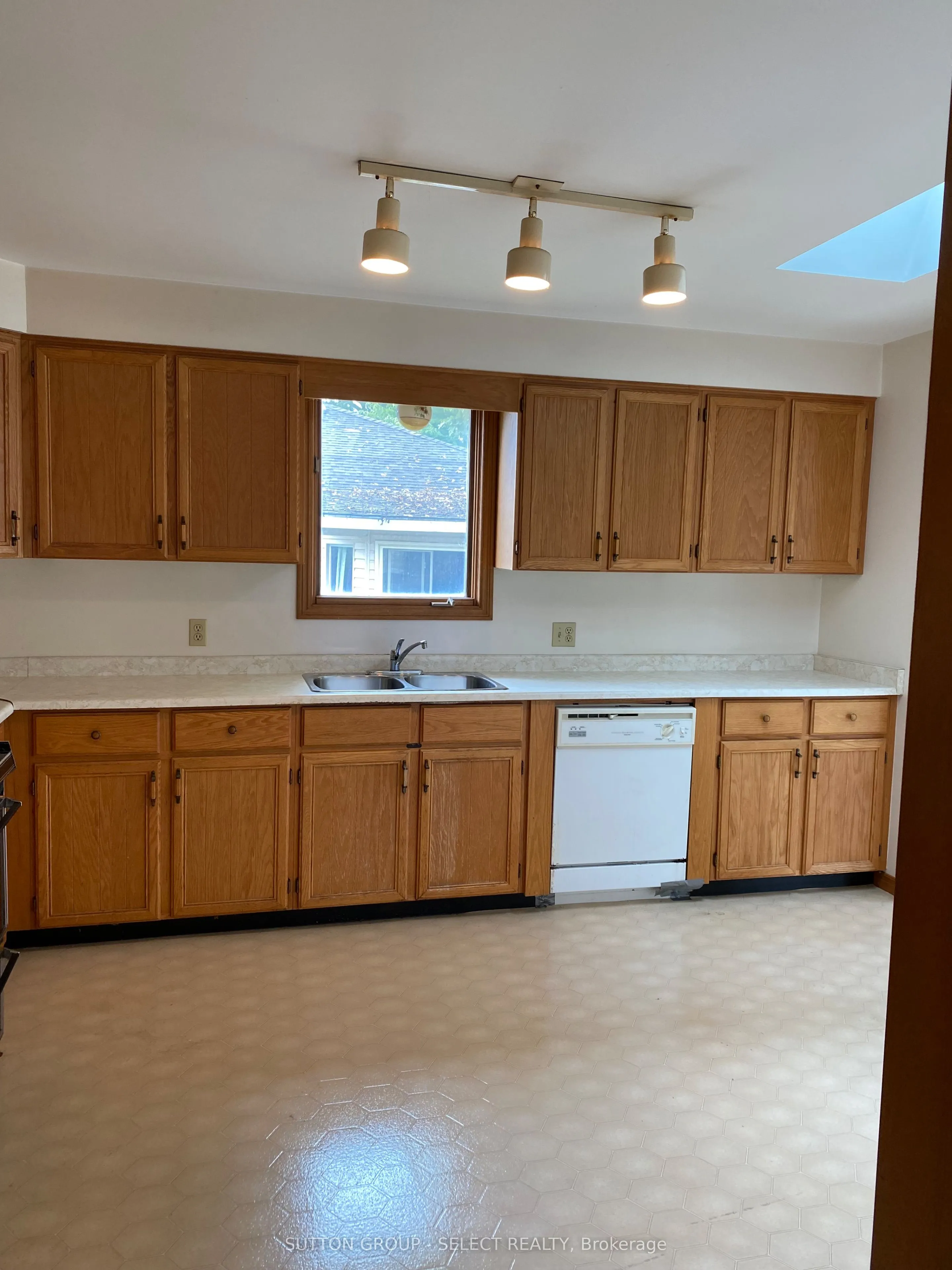 8579 Glendon Drive