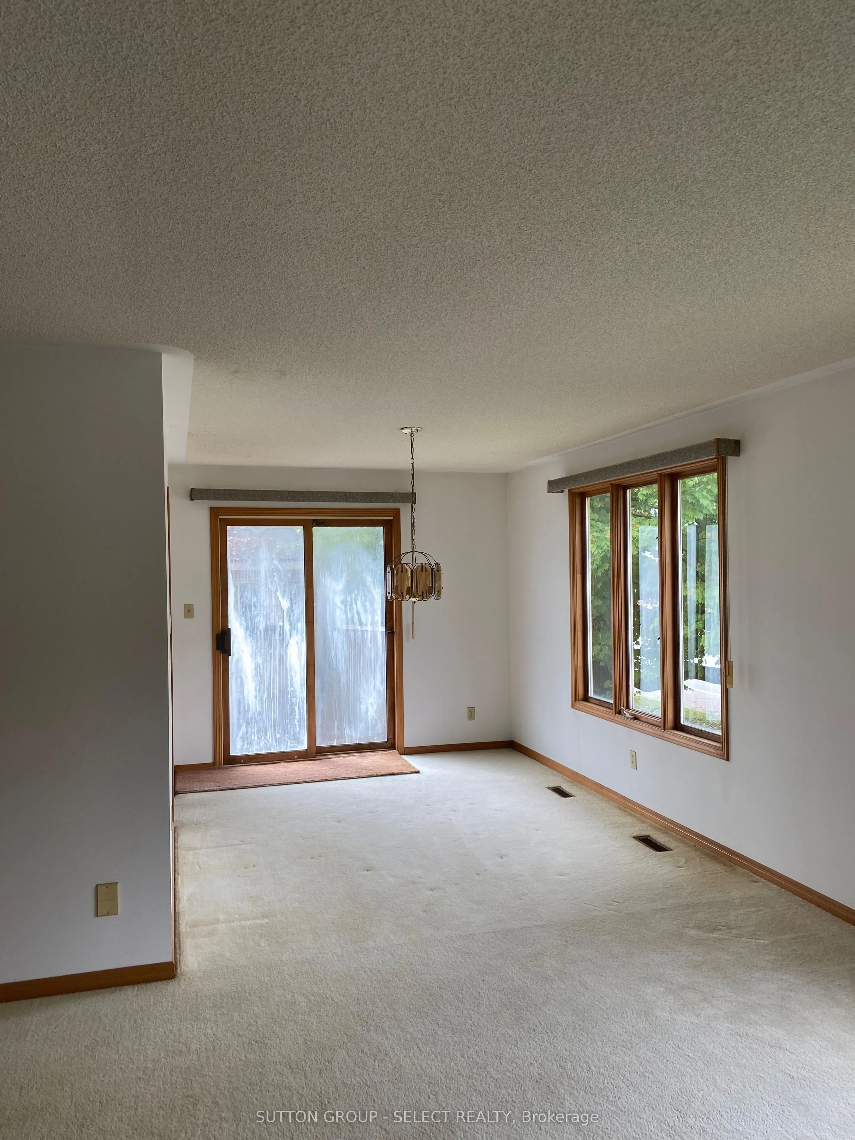 8579 Glendon Drive