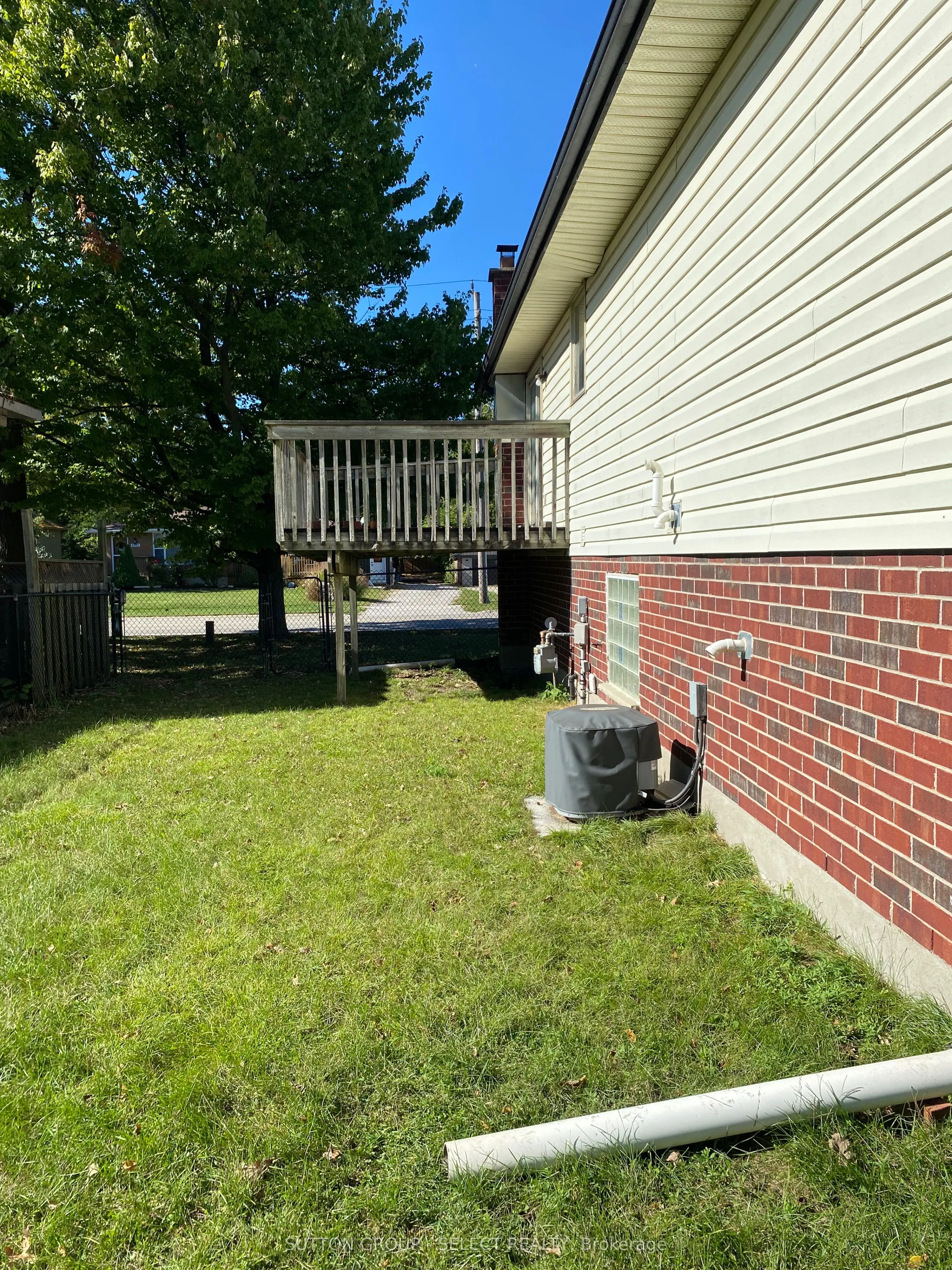 8579 Glendon Drive