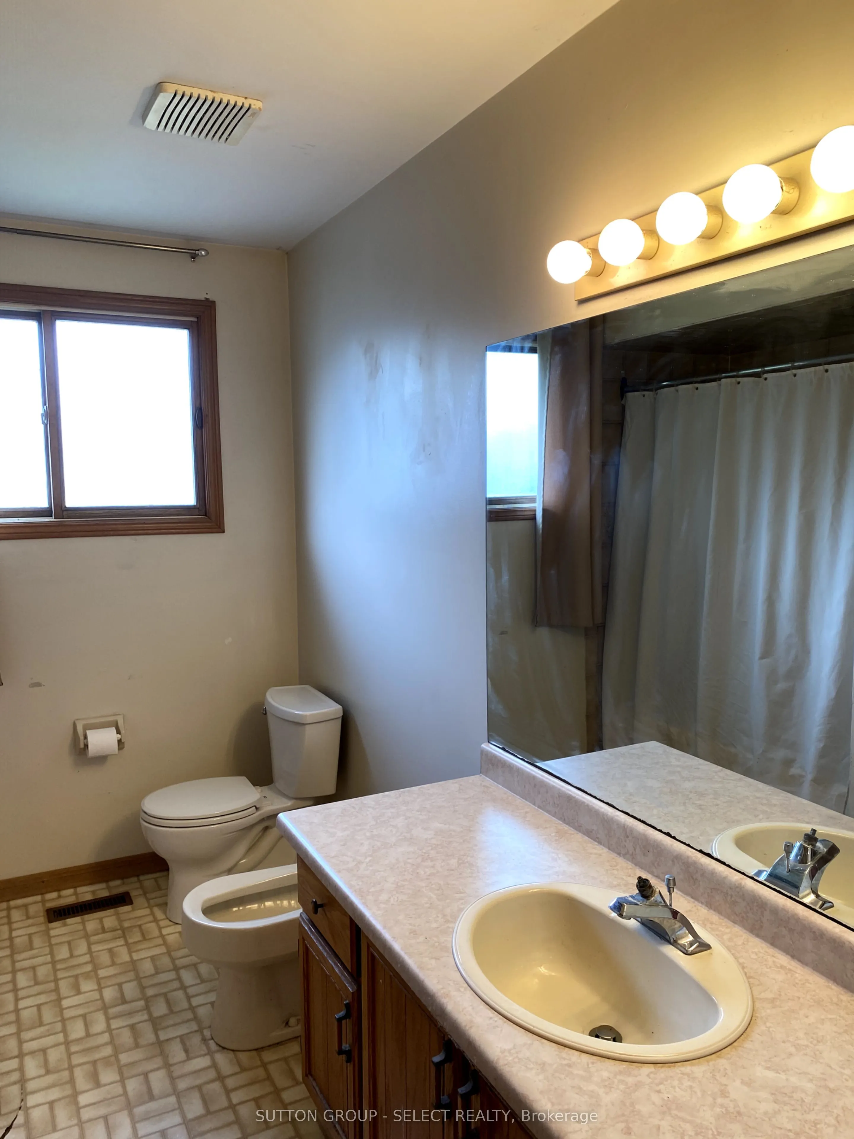 8579 Glendon Drive