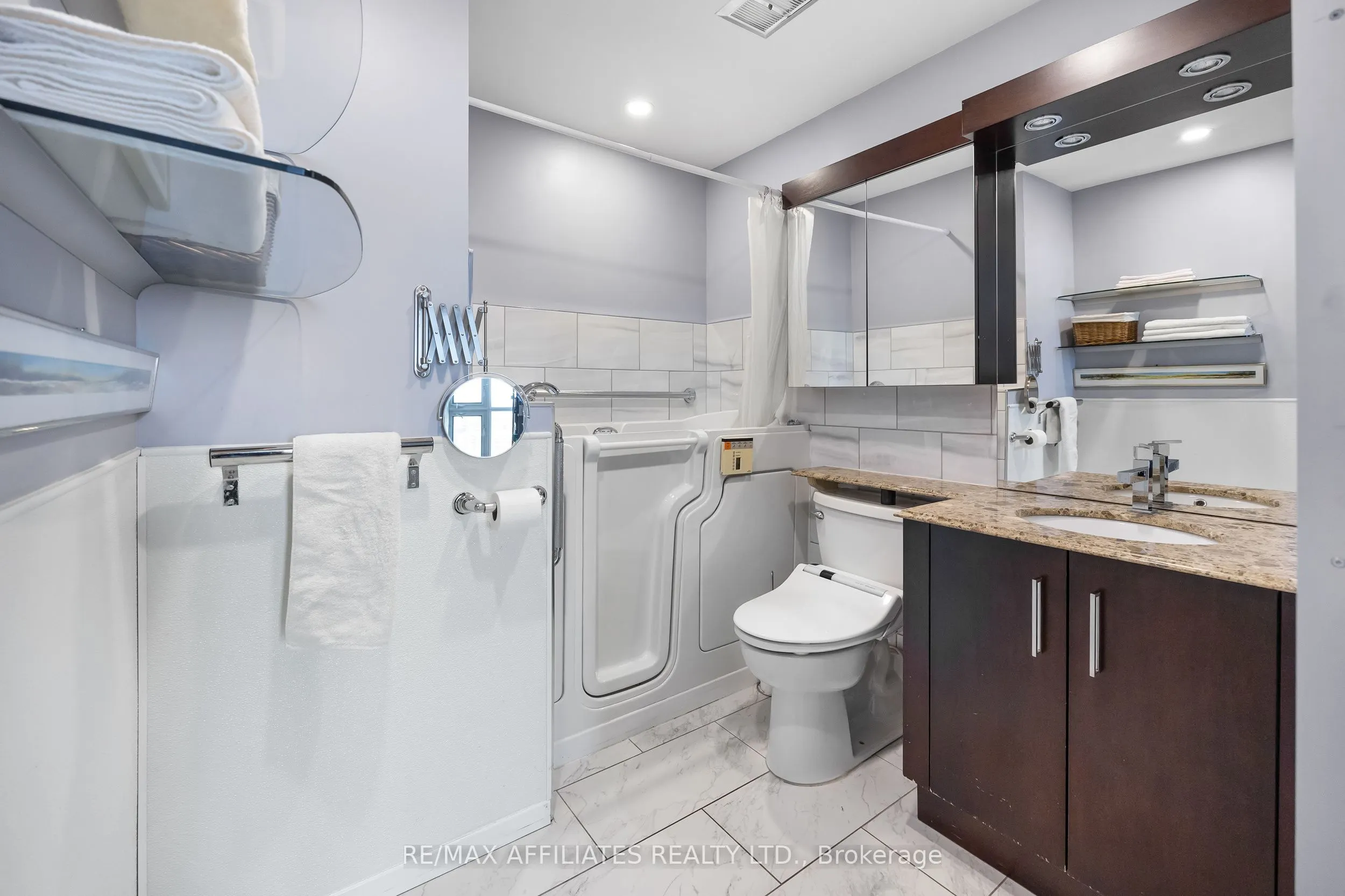 1025 RICHMOND Road, #2305