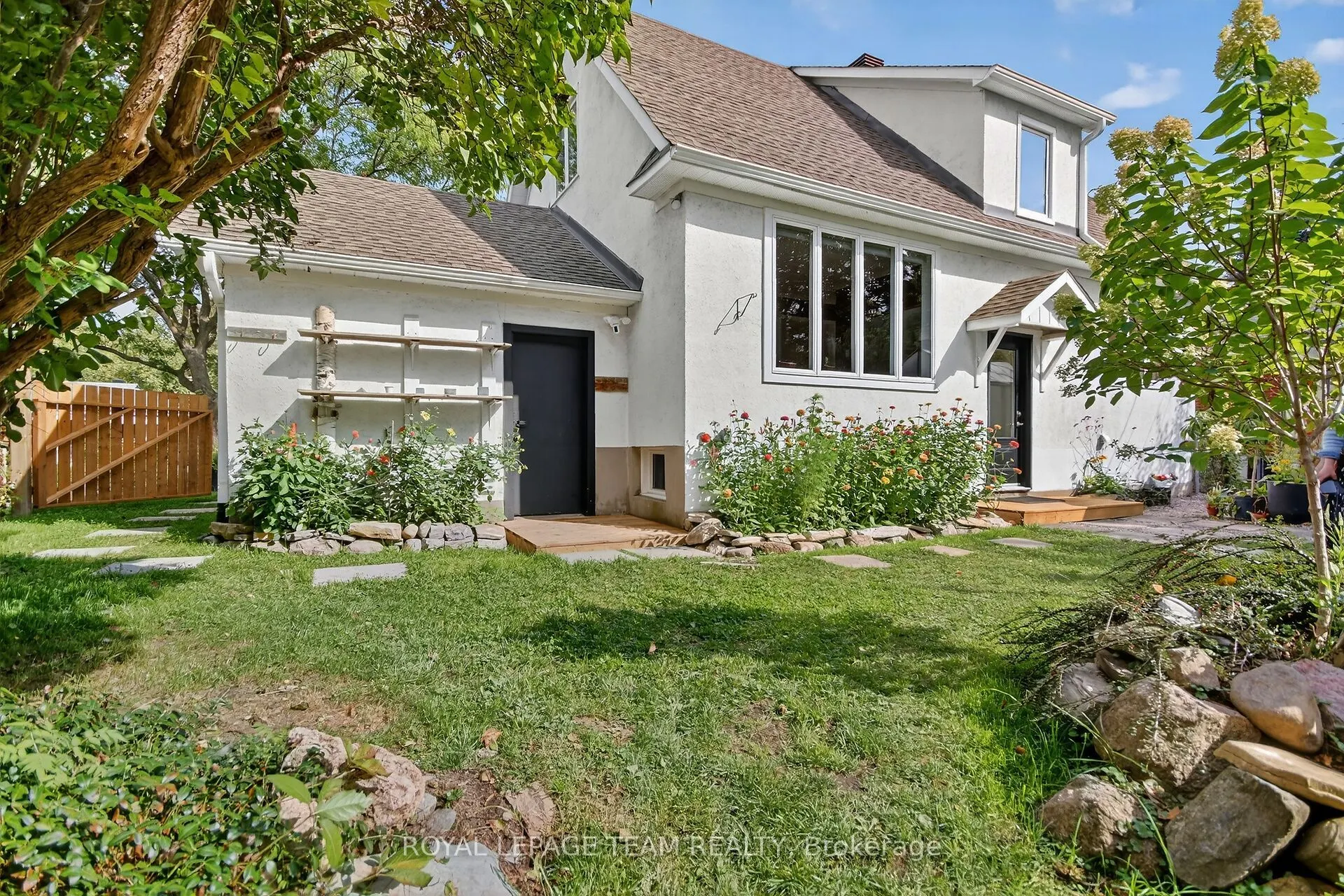 850 Rex Avenue