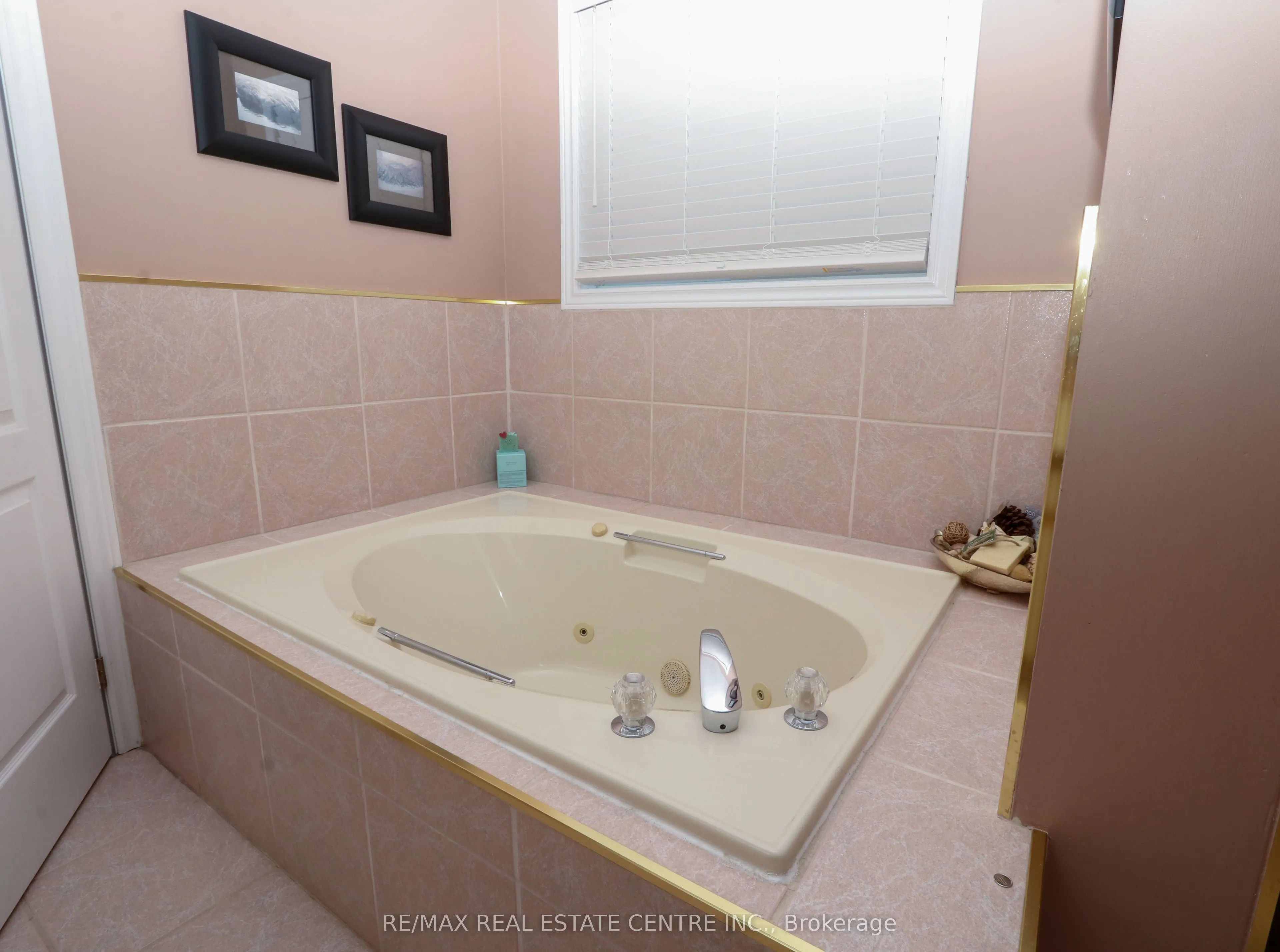 119 Hume Drive
