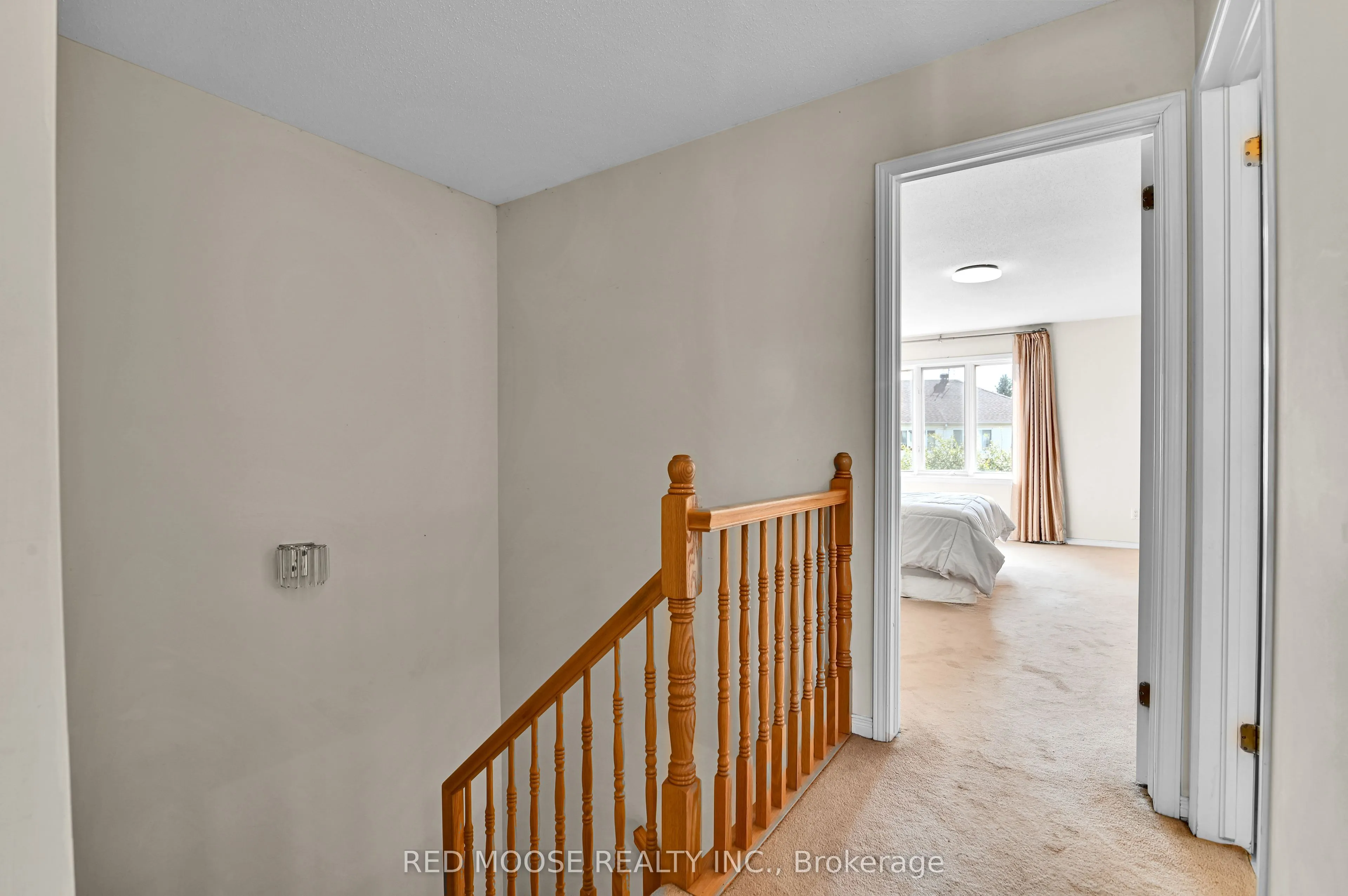 4569 Ogilvie Walk Crescent