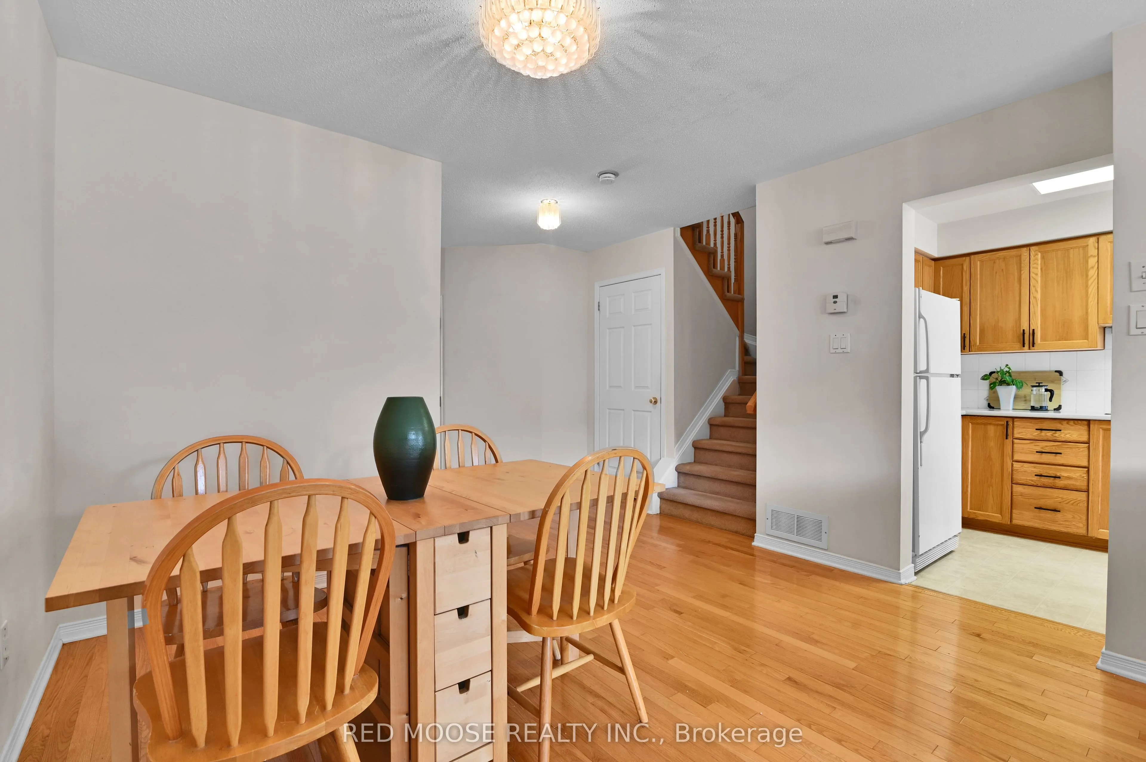4569 Ogilvie Walk Crescent