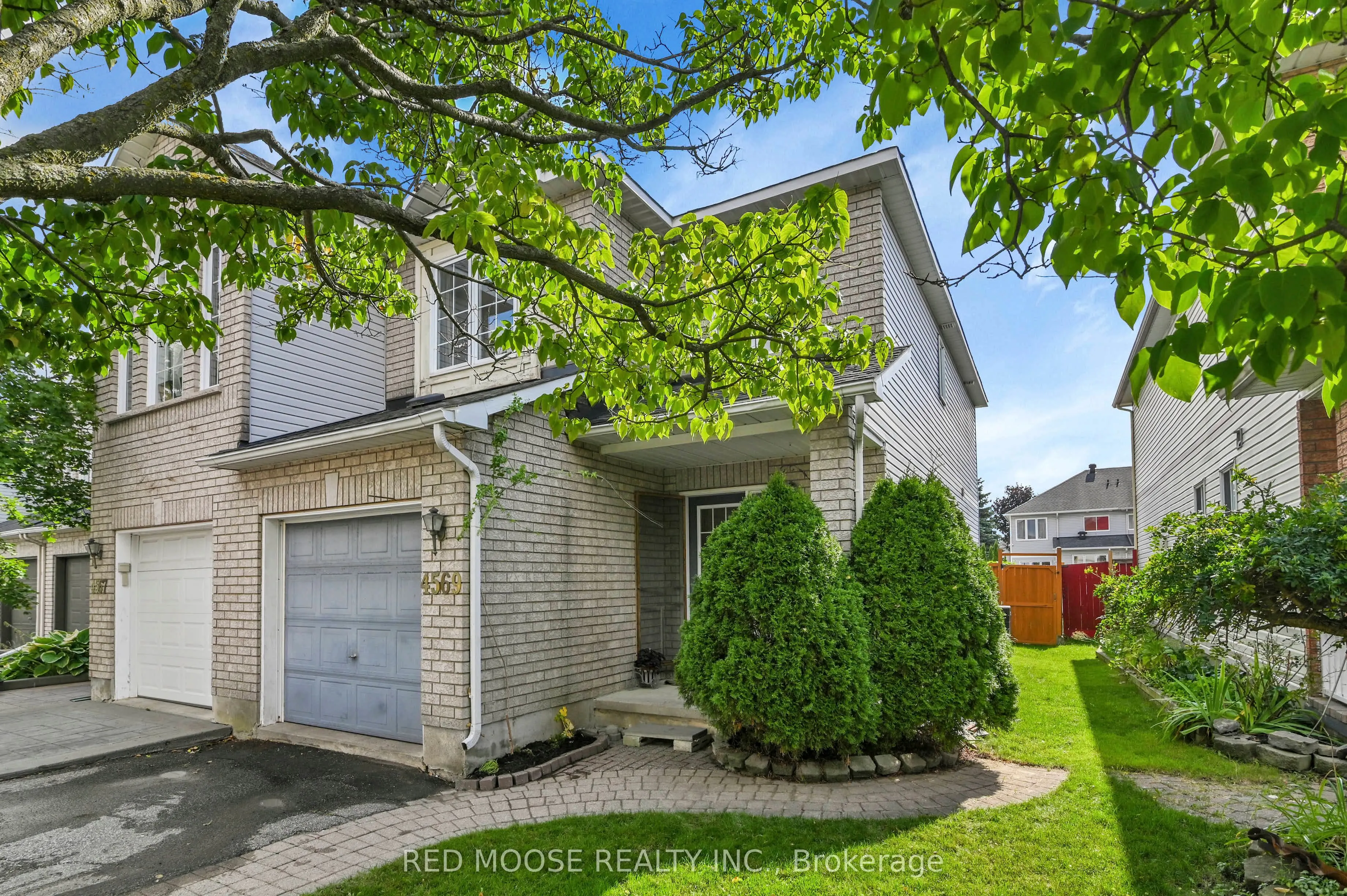 4569 Ogilvie Walk Crescent