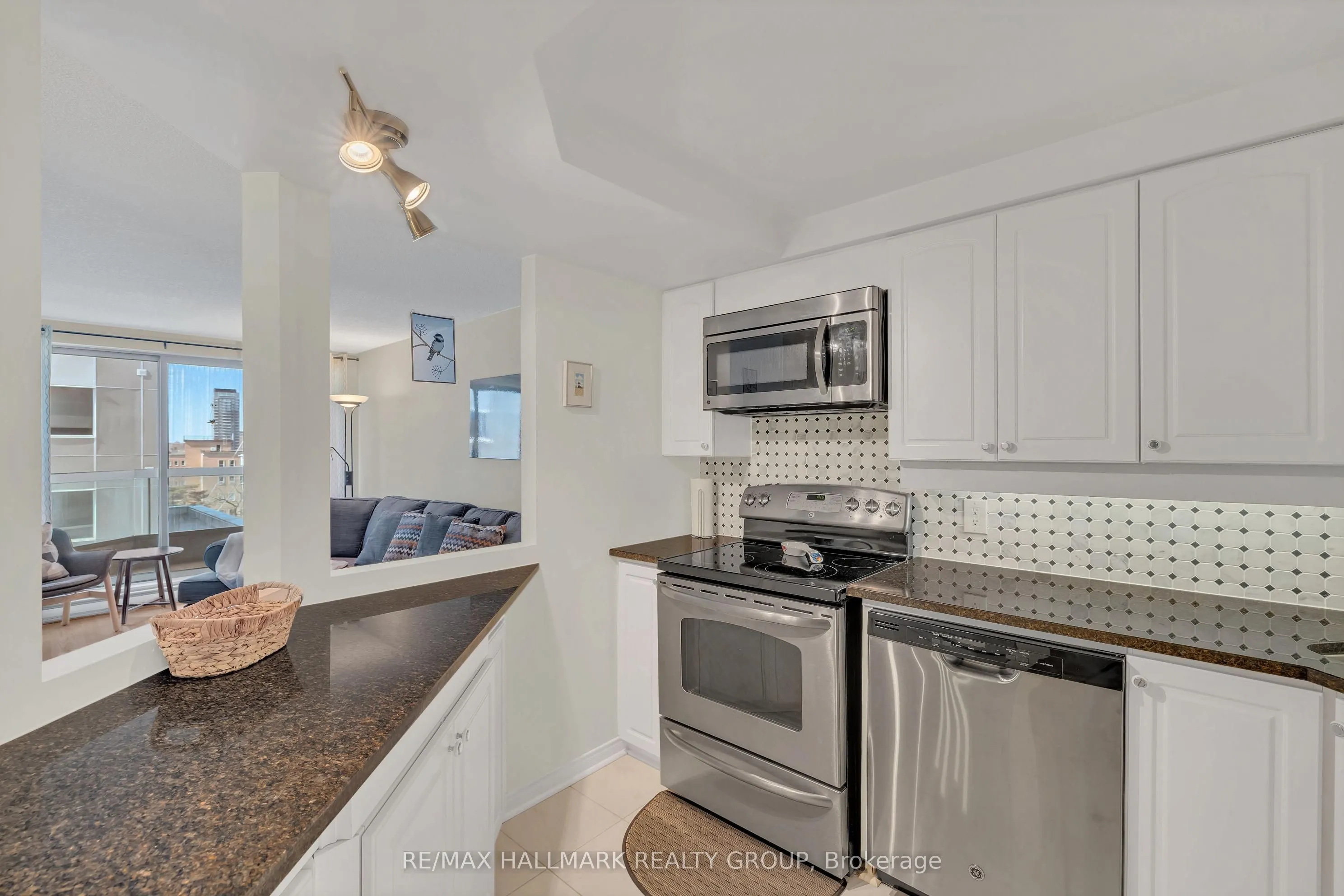 550 Cambridge Street S, #307