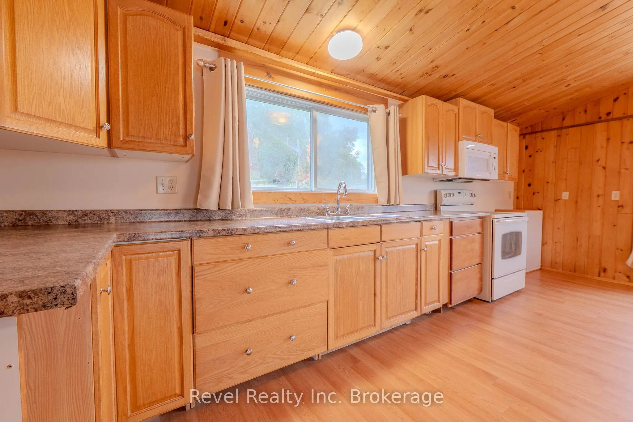 280 Sunnyside Road